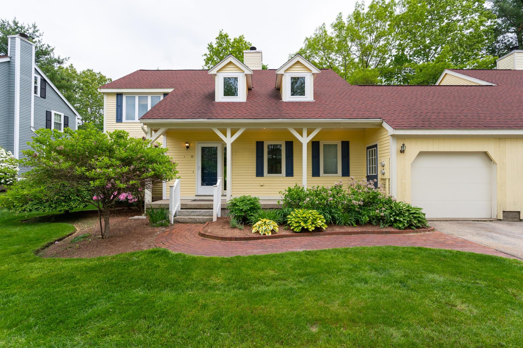 Nashua, New Hampshire 03063, United States, 3 Bedrooms Bedrooms, ,3 BathroomsBathrooms,Residential,Pending,140203