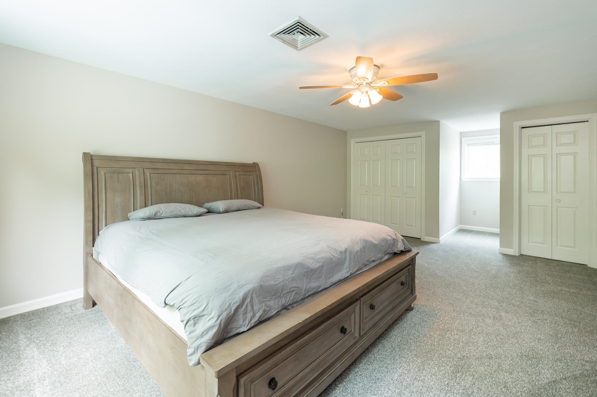 Nashua, New Hampshire 03063, United States, 3 Bedrooms Bedrooms, ,3 BathroomsBathrooms,Residential,Pending,140203