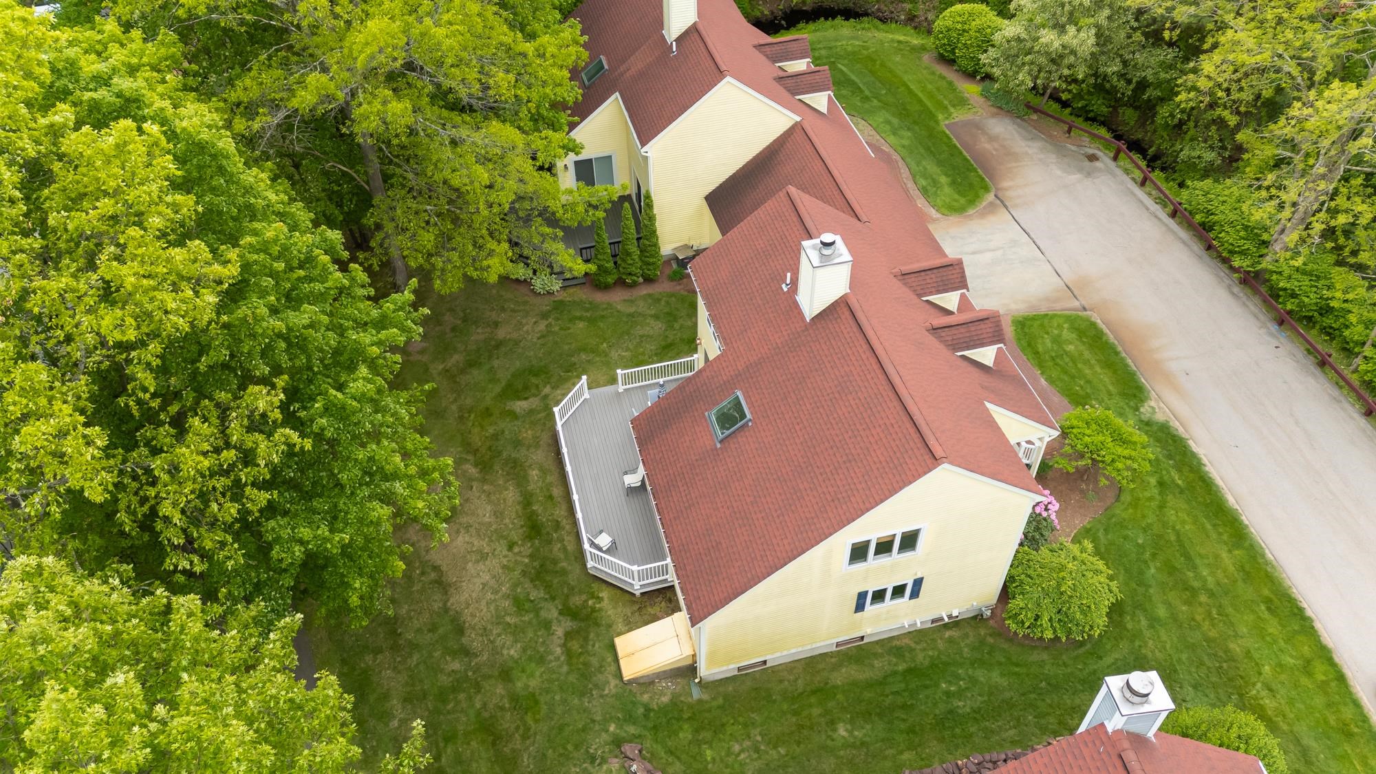 Nashua, New Hampshire 03063, United States, 3 Bedrooms Bedrooms, ,3 BathroomsBathrooms,Residential,Pending,140203