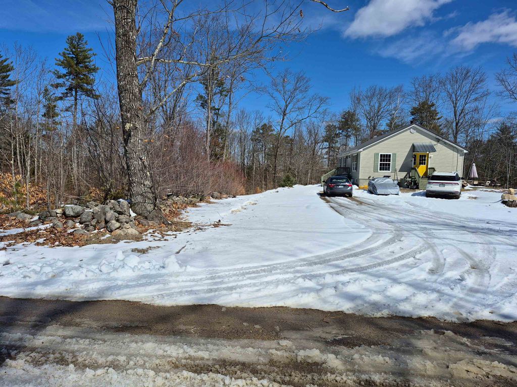 Photo of 115 Moody Road, Effingham, NH 03882 (MLS # 5081580)