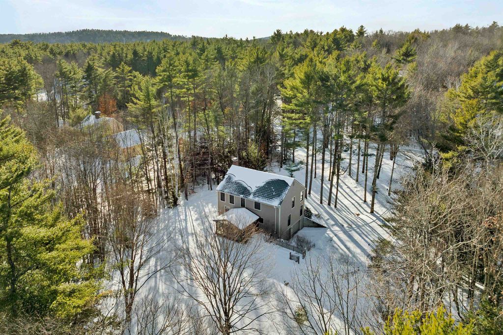 Photo of 26 Orchards Road, Wolfeboro, NH 03894 (MLS # 5072241)