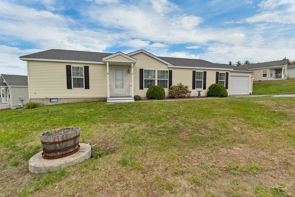 Photo of 3 Eagle Nest Drive, Franklin, NH 03235 (MLS # 5089121)