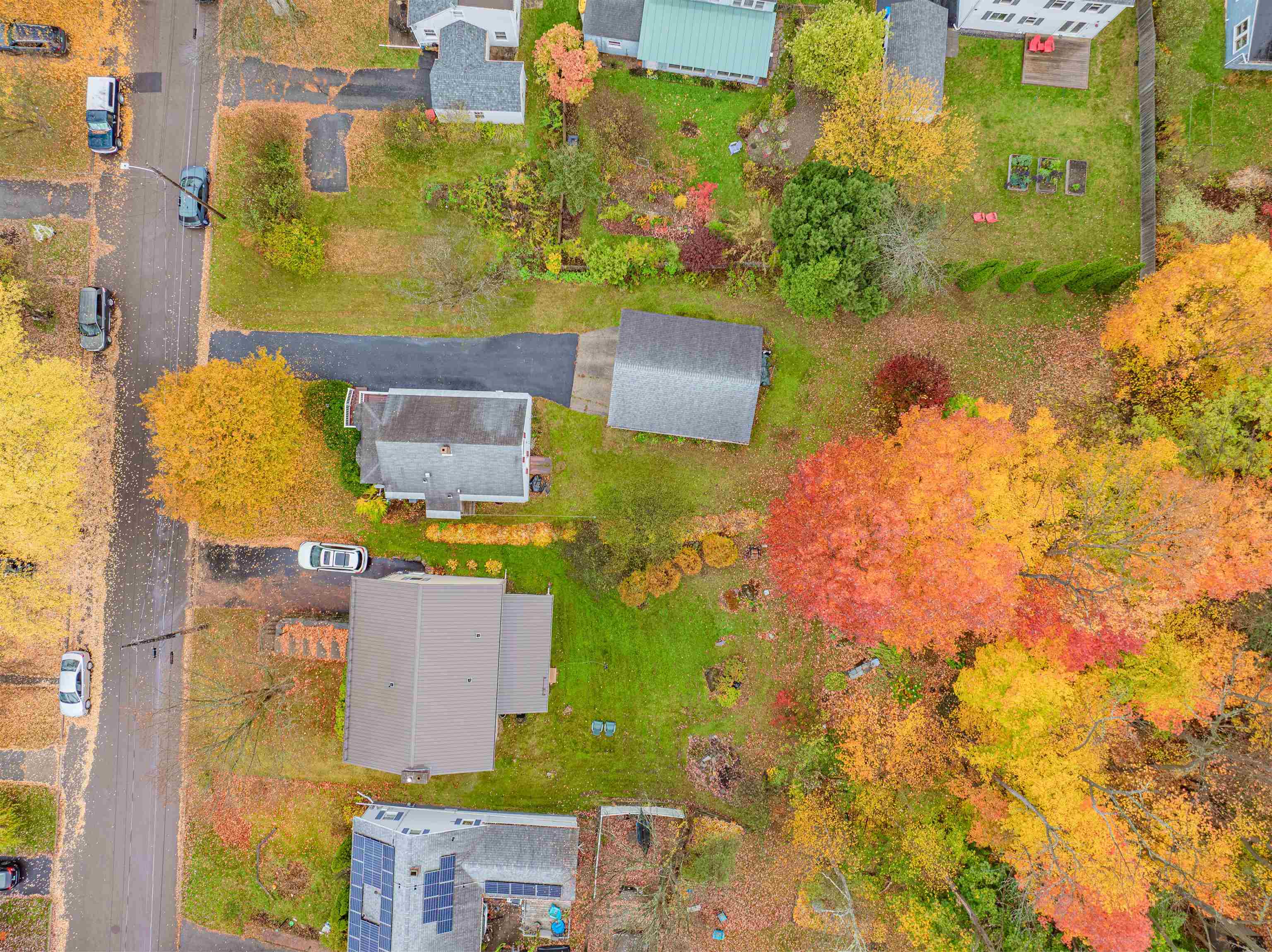 Burlington, Vermont 05401, United States, 3 Bedrooms Bedrooms, ,1 BathroomBathrooms,Residential,Active,237443