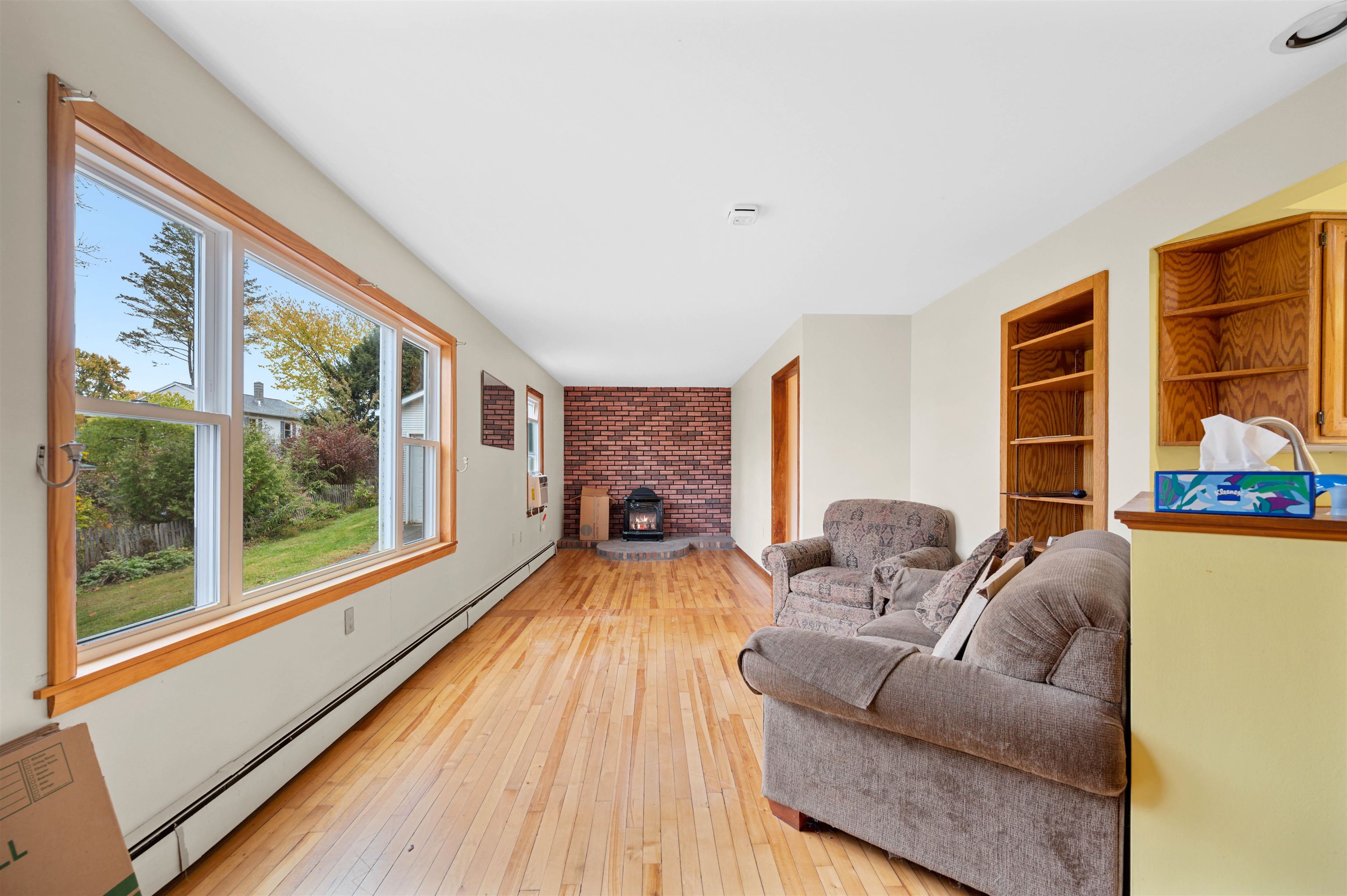 Burlington, Vermont 05401, United States, 3 Bedrooms Bedrooms, ,1 BathroomBathrooms,Residential,Active,237443