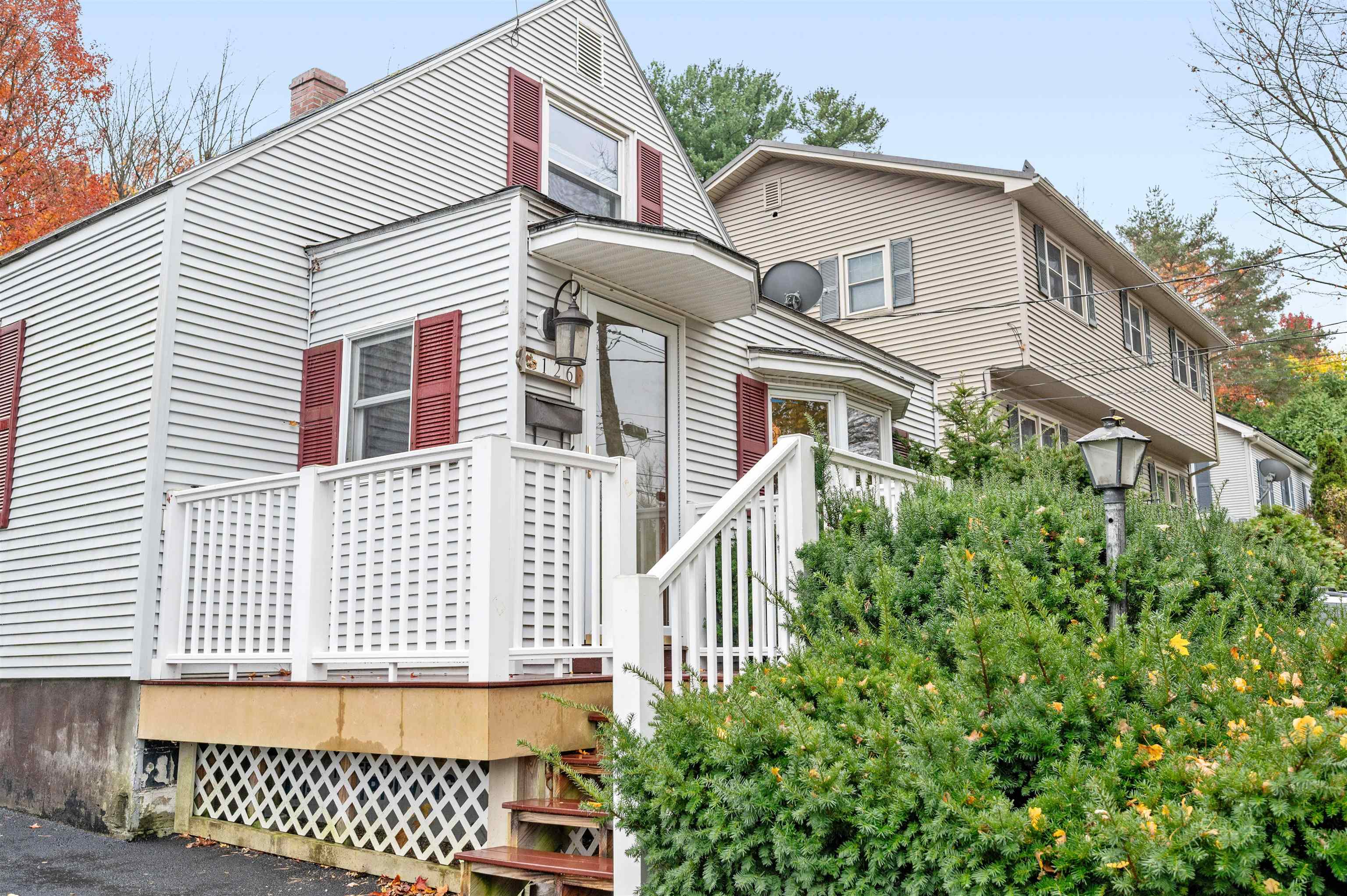 Burlington, Vermont 05401, United States, 3 Bedrooms Bedrooms, ,1 BathroomBathrooms,Residential,Active,237443