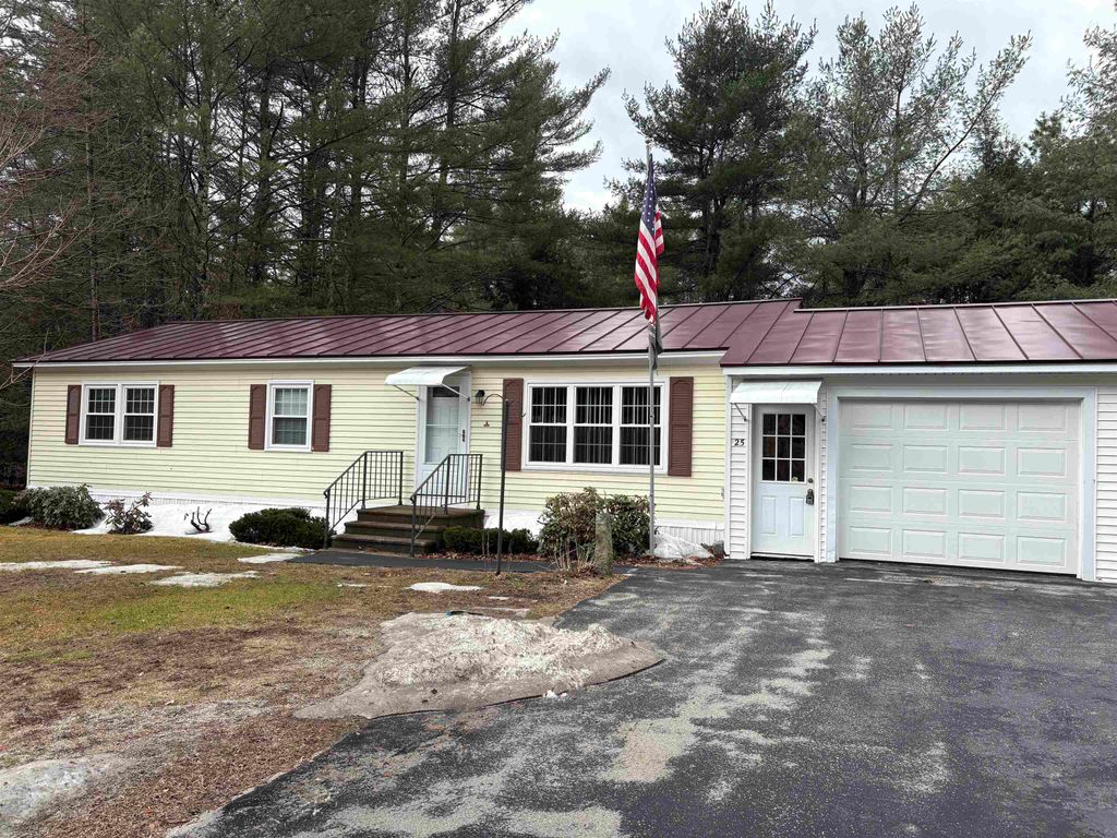 Photo of 25 Sunset Drive, Hopkinton, NH 03229 (MLS # 5073550)