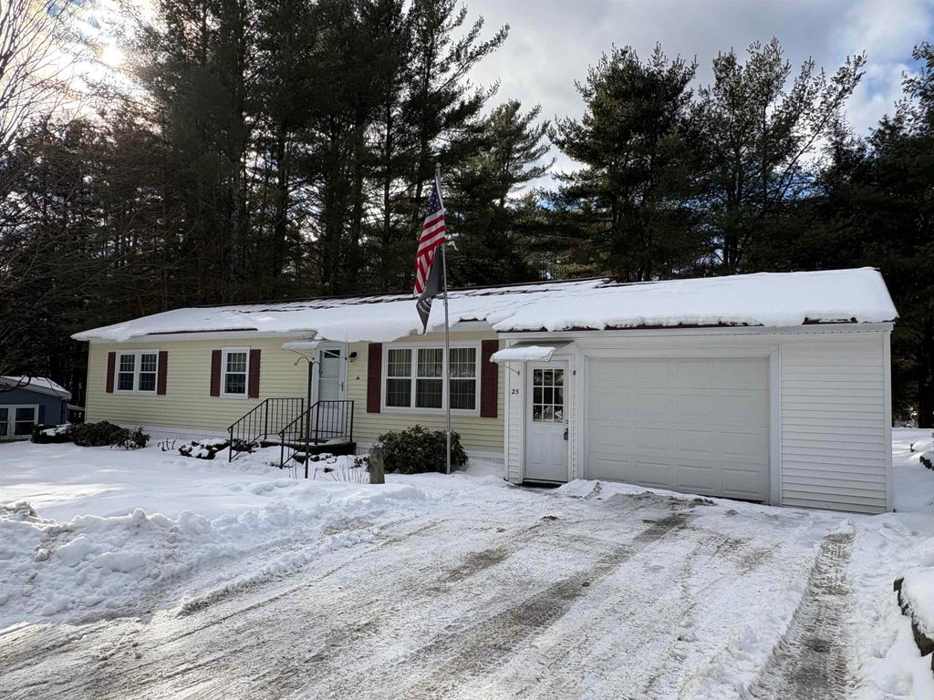 Photo of 25 Sunset Drive, Hopkinton, NH 03229 (MLS # 5073550)
