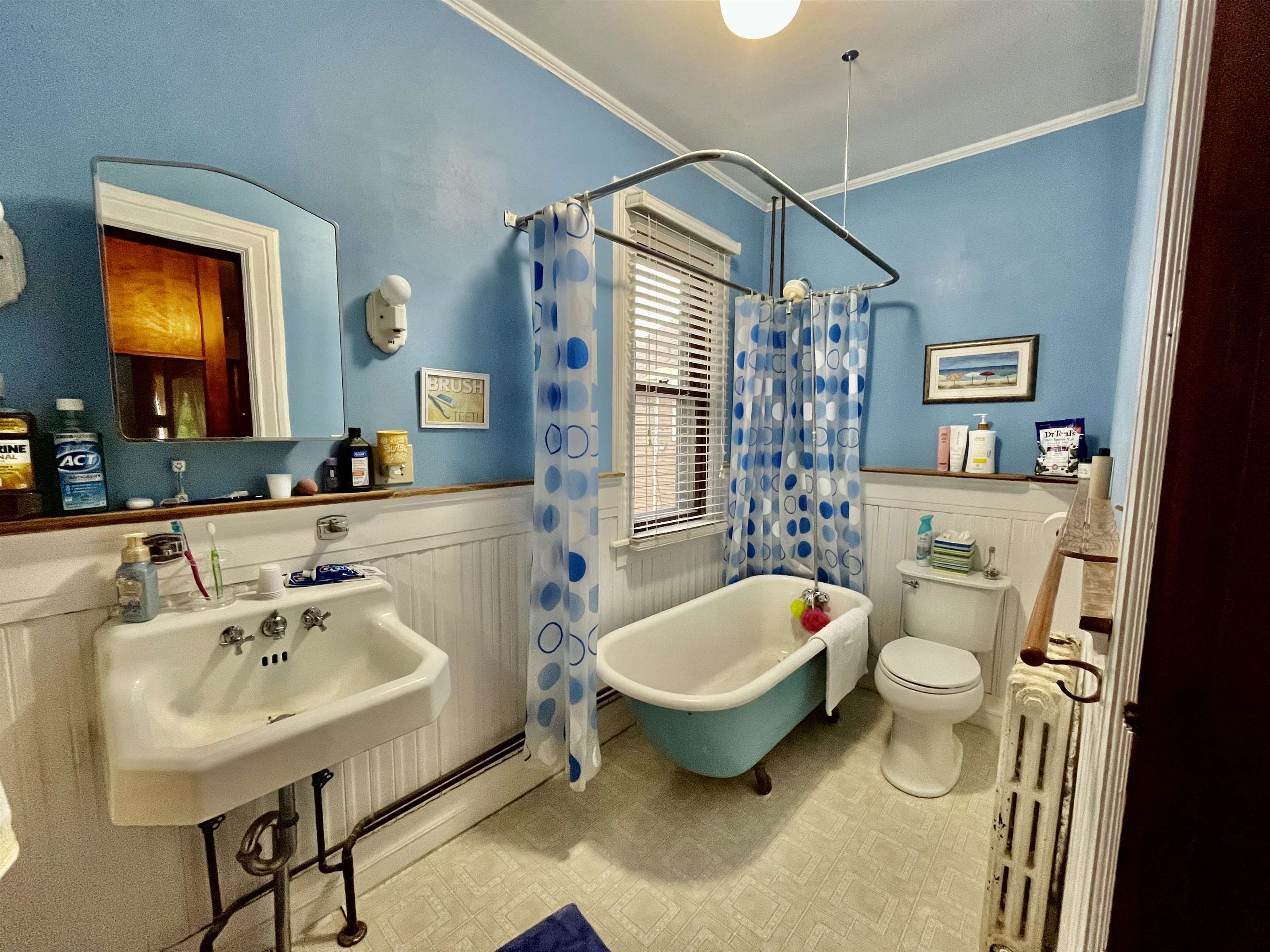 Lyndon, Vermont 05851, United States, 5 Bedrooms Bedrooms, ,3 BathroomsBathrooms,Residential,Active,149717