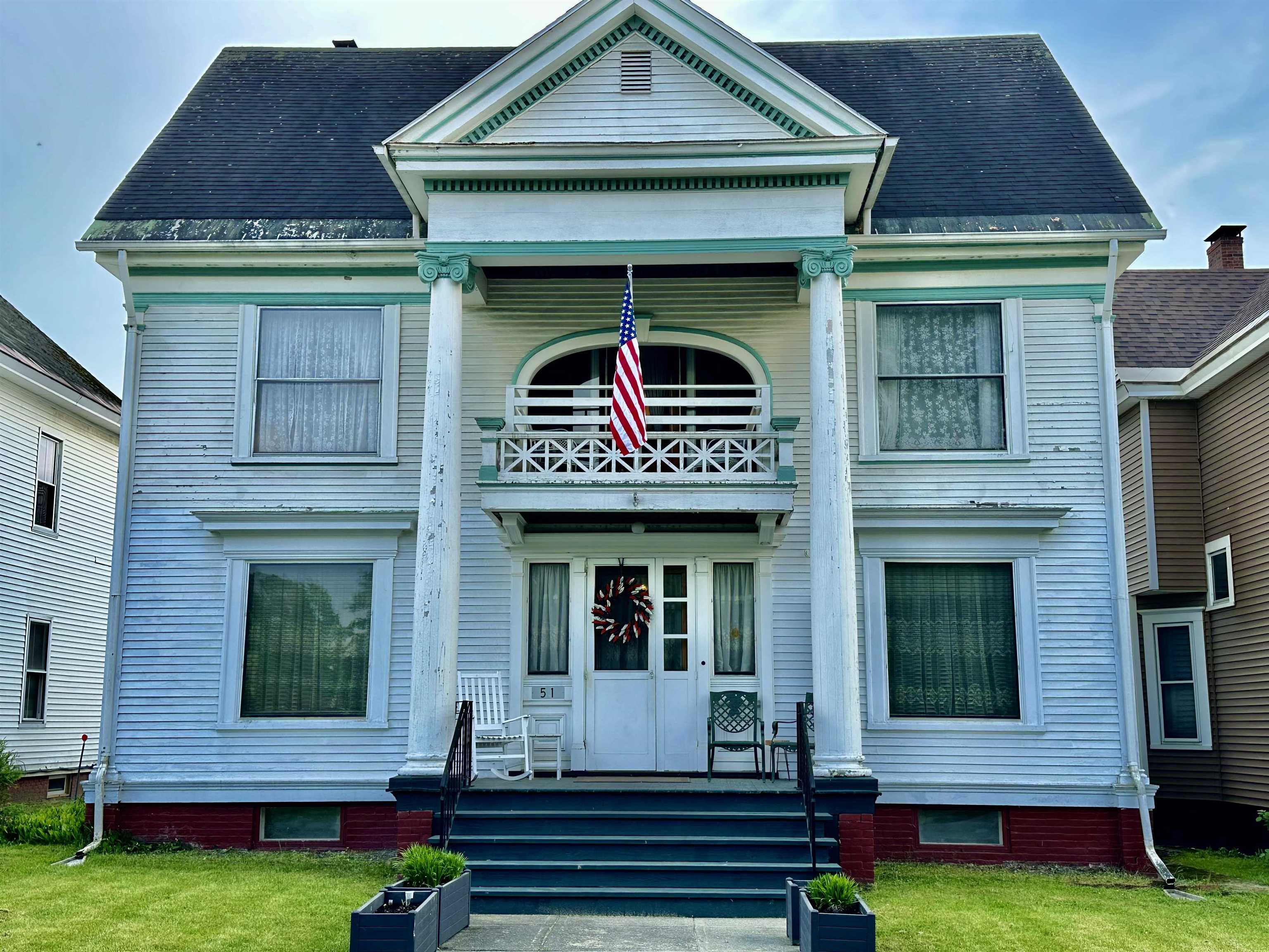 51 Maple Street