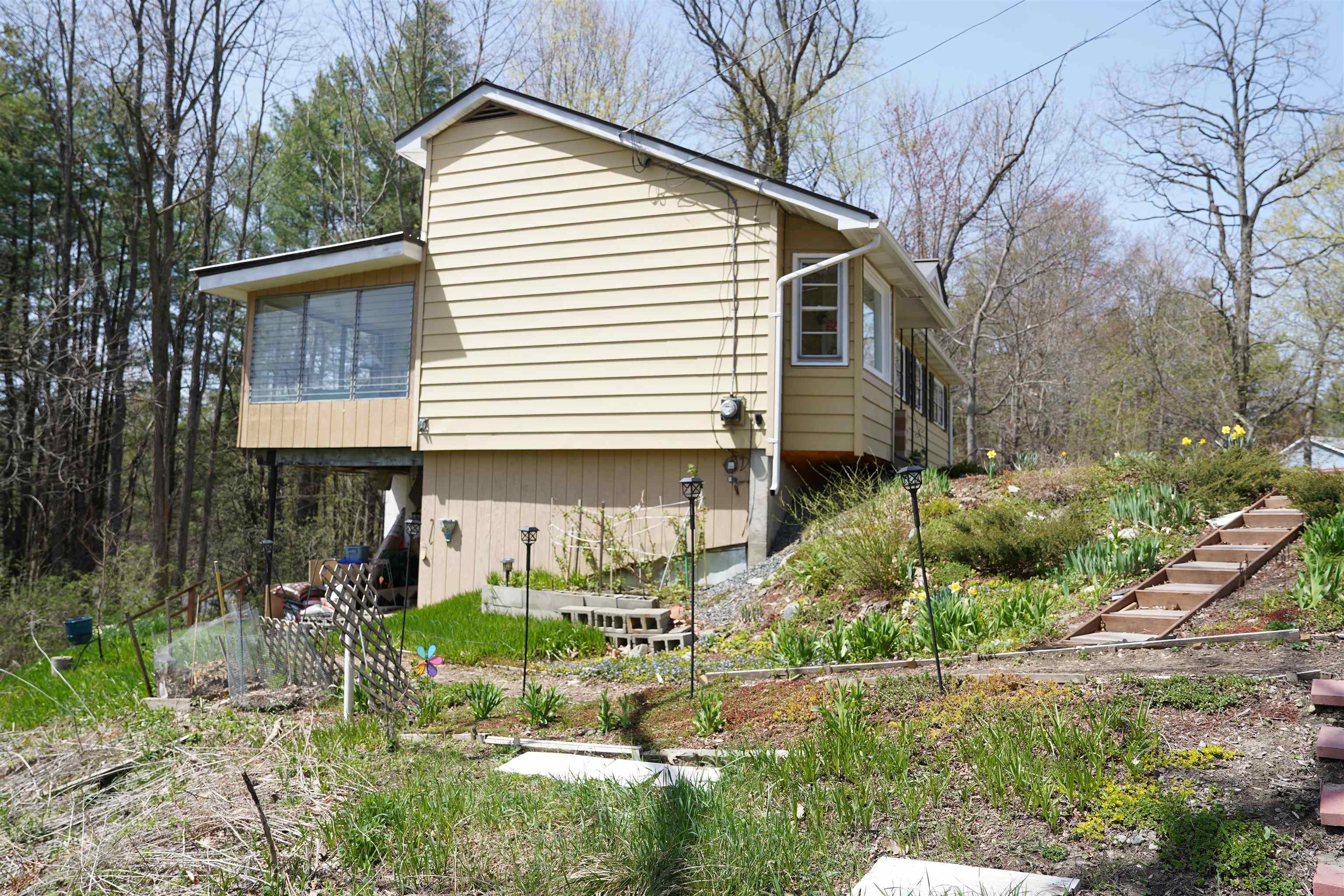 5 Richardson Place