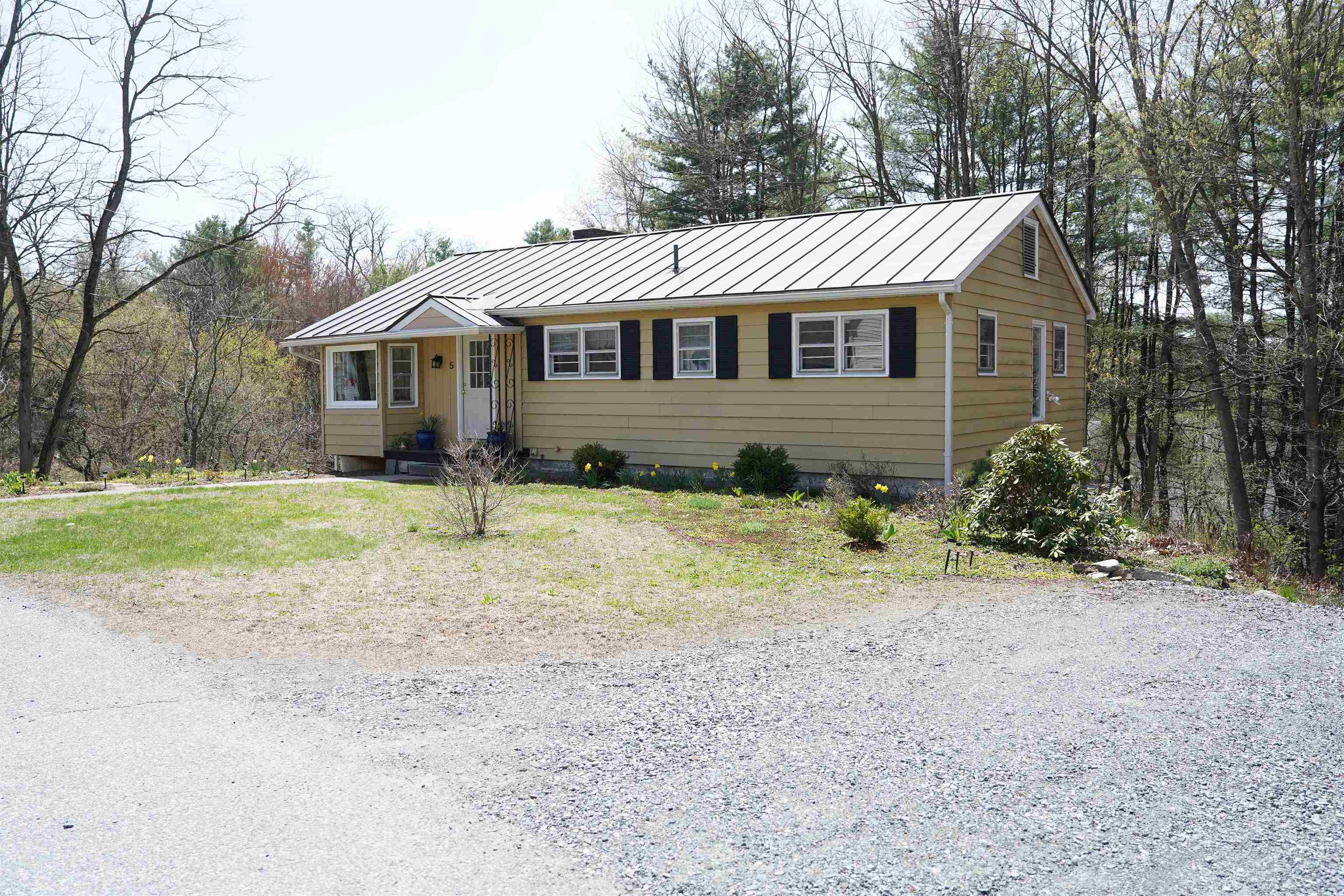 5 Richardson Place
