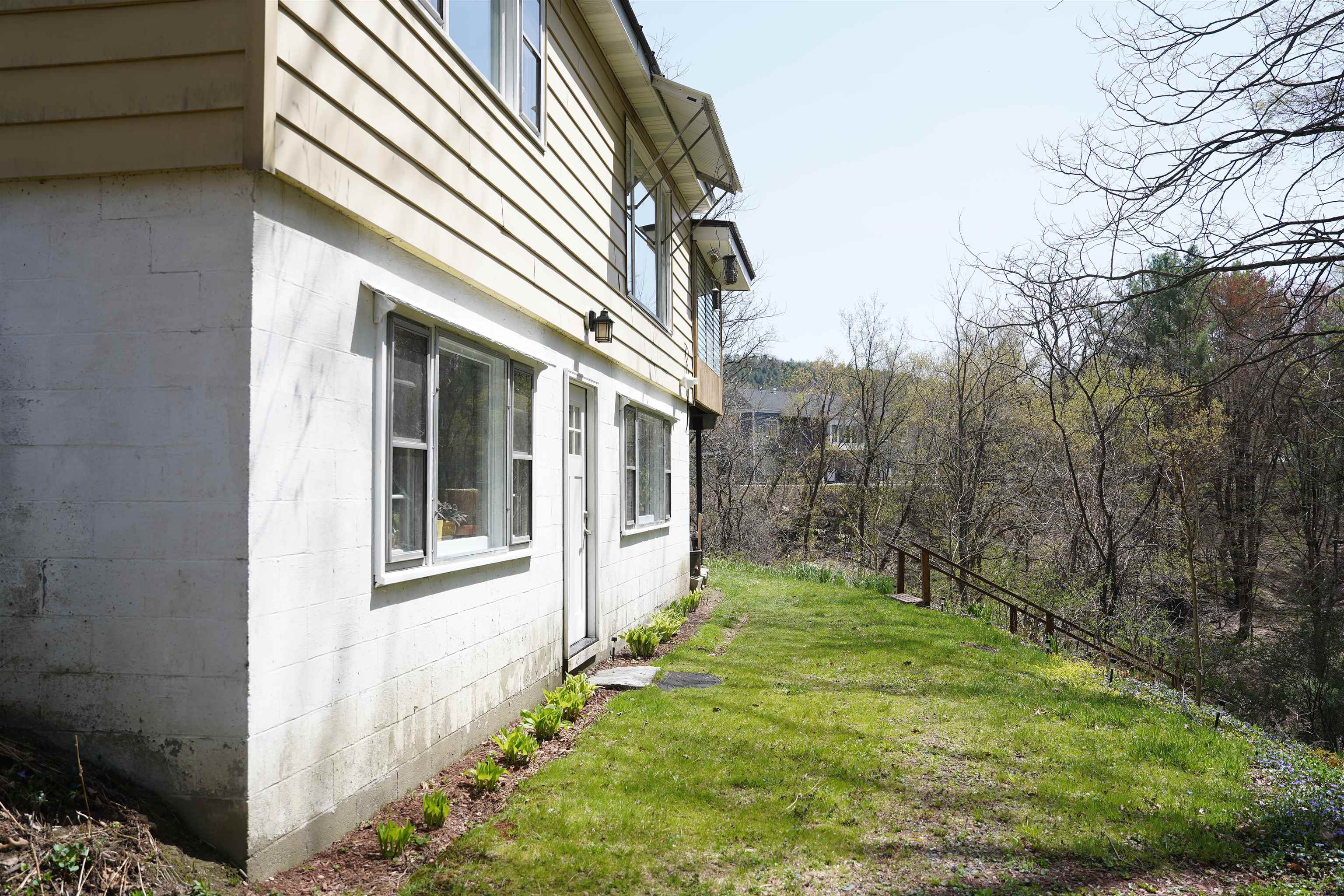 5 Richardson Place