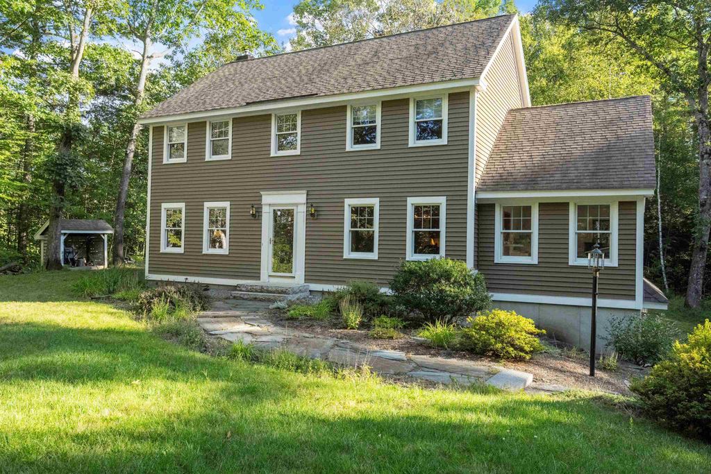 Photo of 104 Brown Hill Road, Bow, NH 03304 (MLS # 5060751)