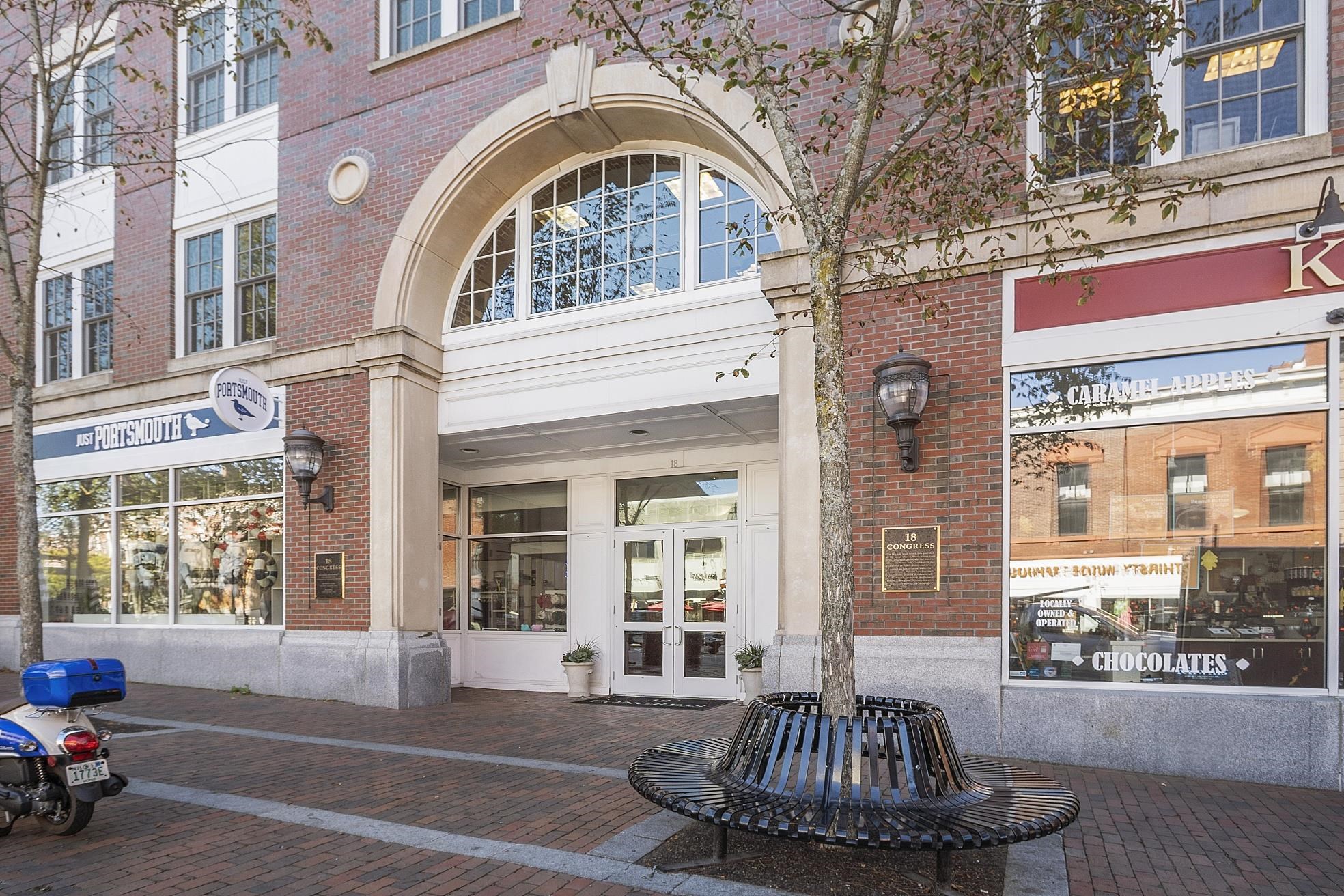 18 Congress Street 405