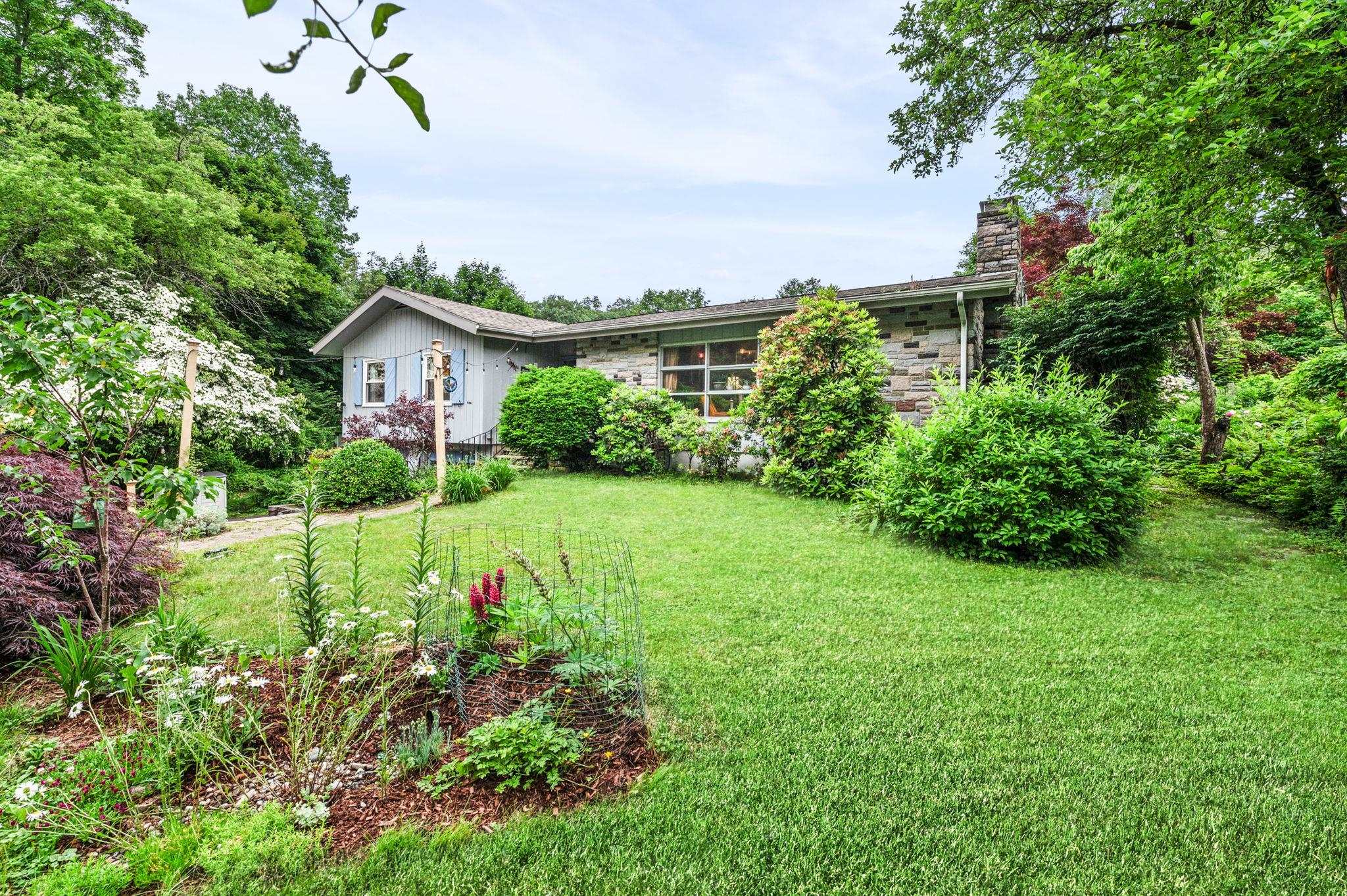 4 Sauer Terrace