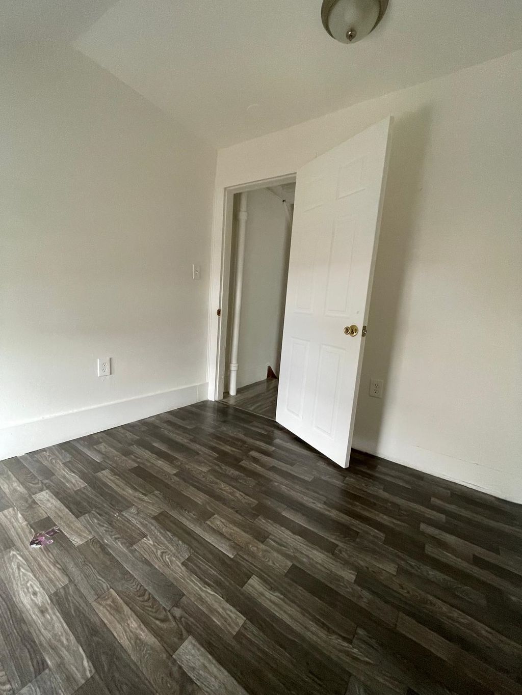 Photo of 7 Shedds Avenue, Nashua, NH 03060 (MLS # 5081115)