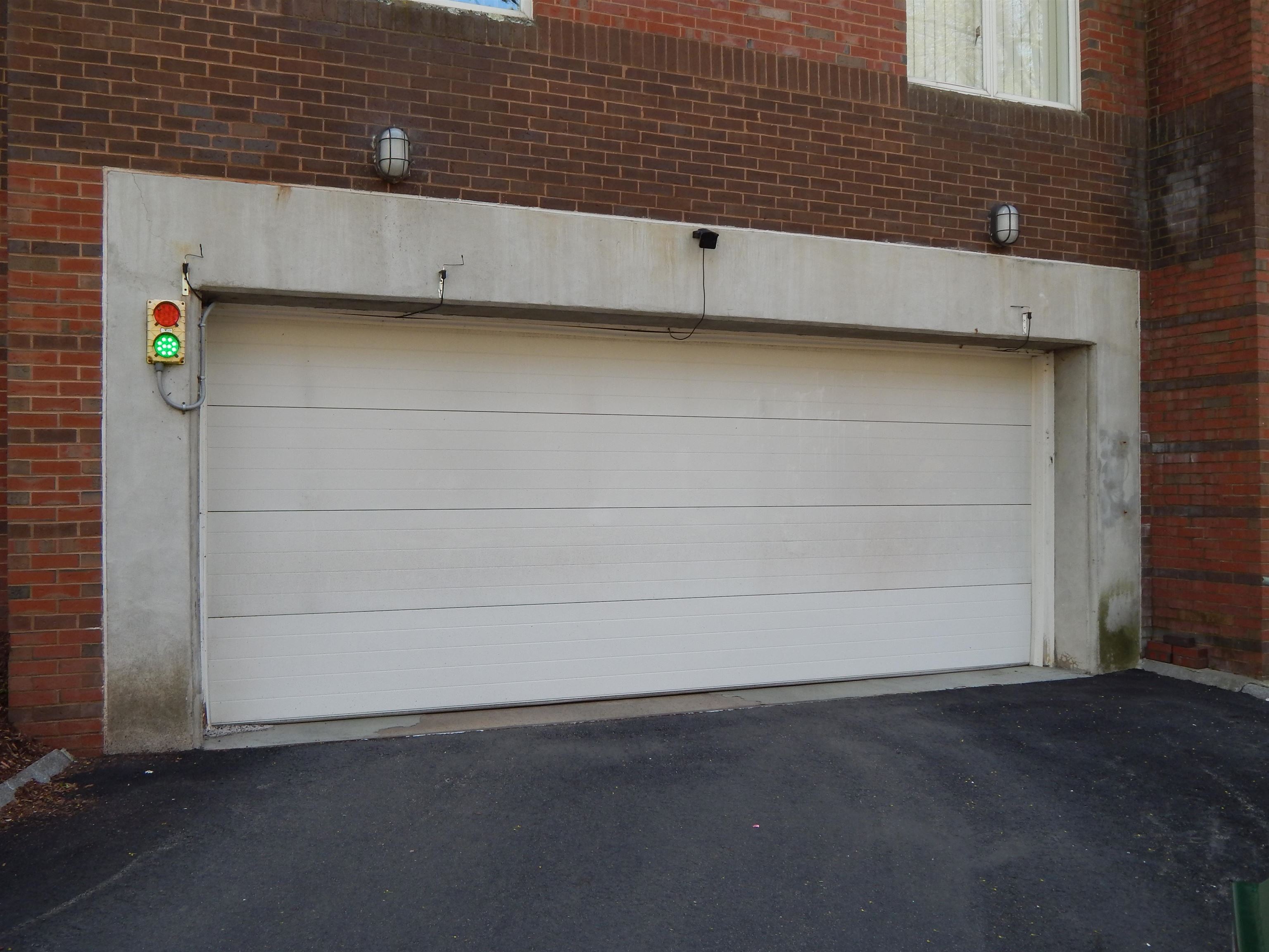 300 River Road 504