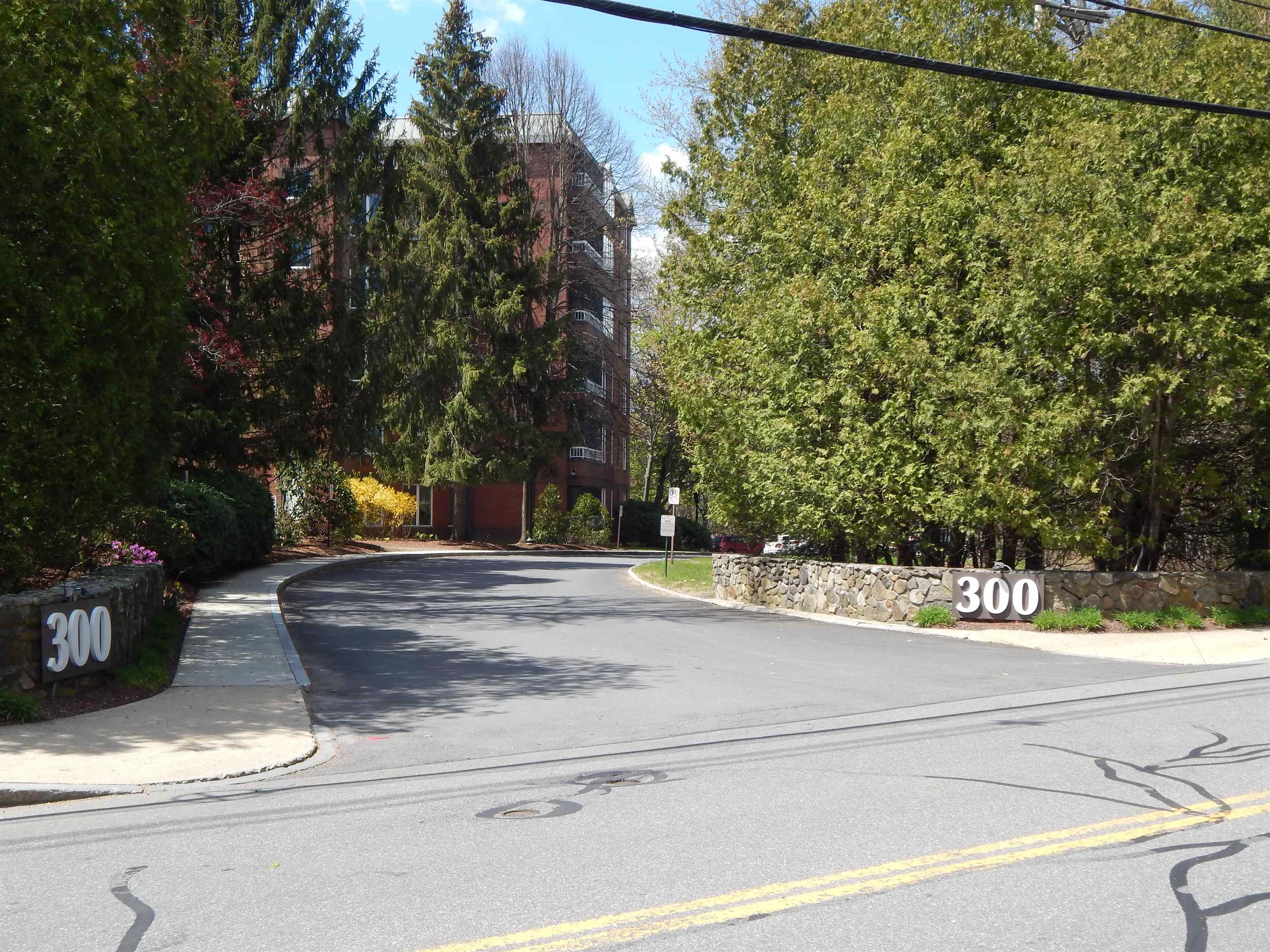 300 River Road 504