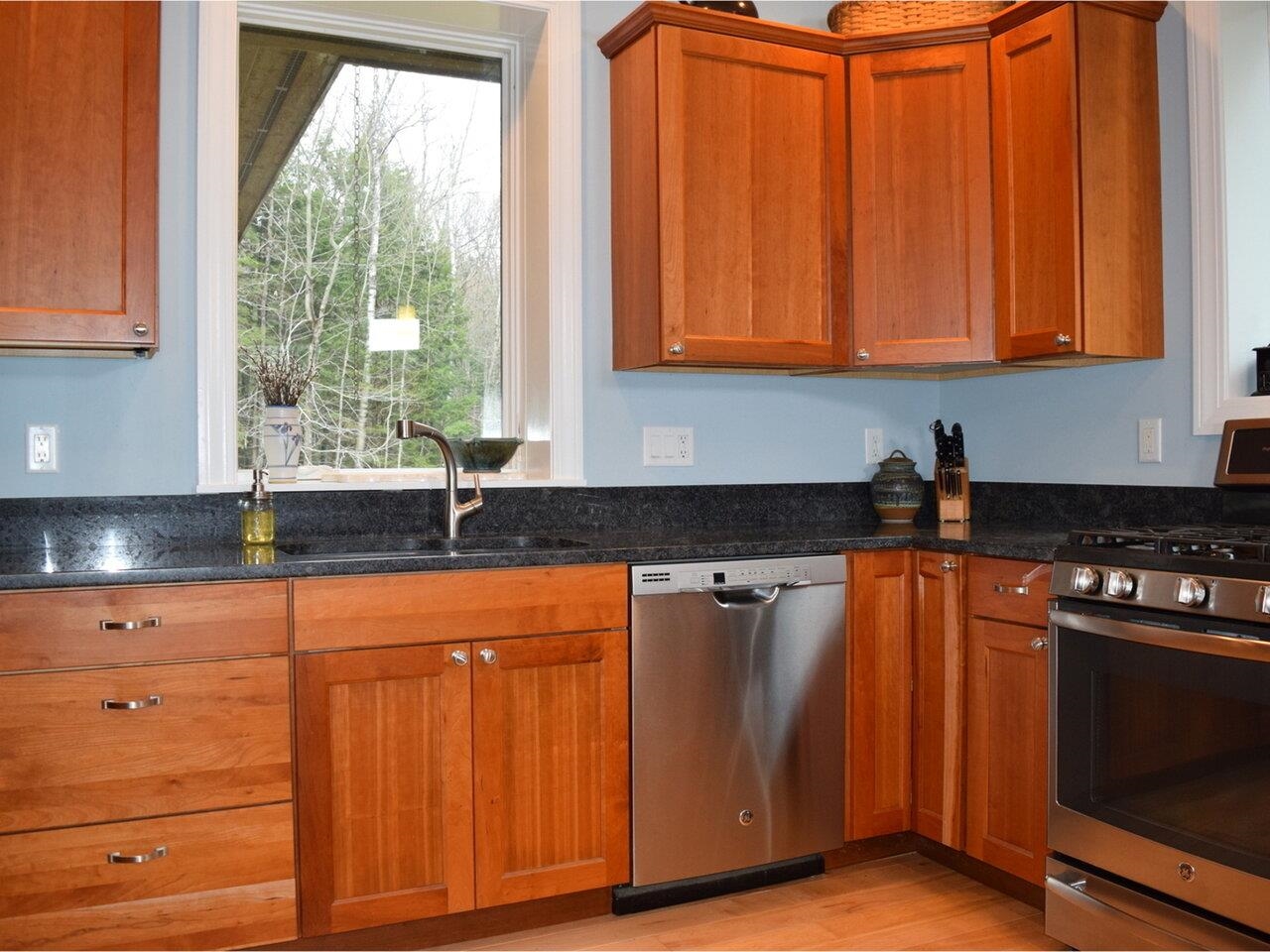 311 Brown Hill West