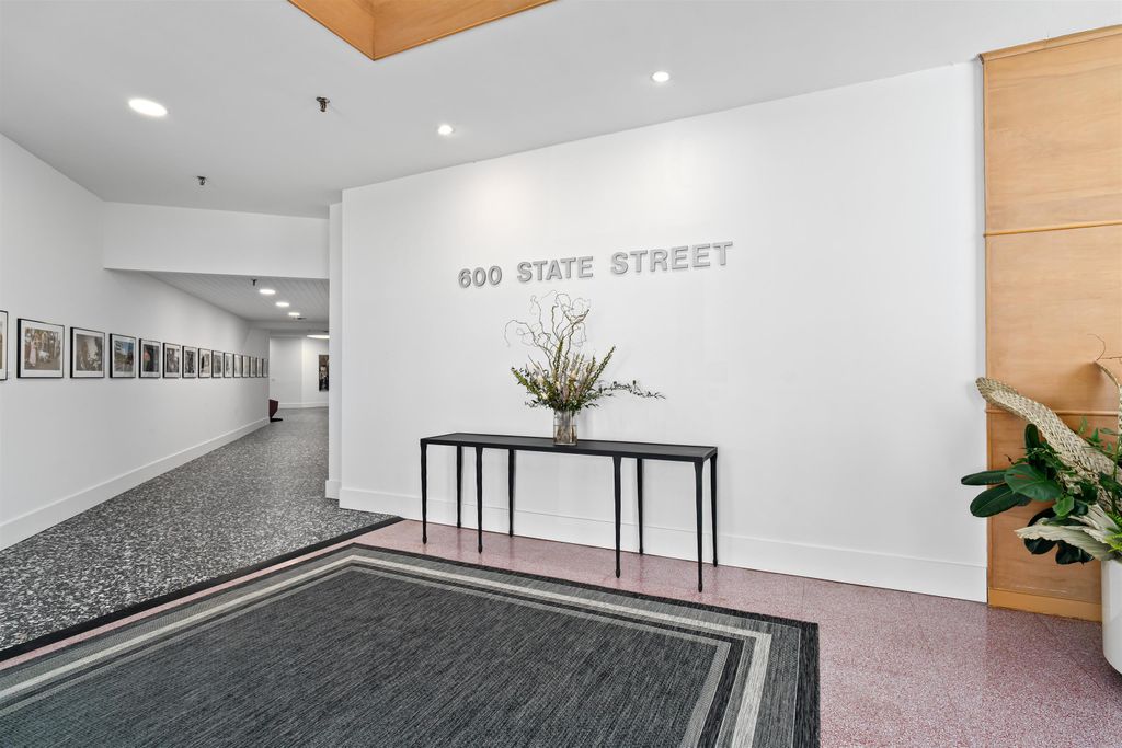 Photo of 600 State Street #4, Portsmouth, NH 03801 (MLS # 5033341)