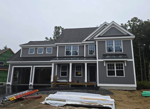 Photo of 16 Tallarico Street #24, Litchfield, NH 03052 (MLS # 5081859)