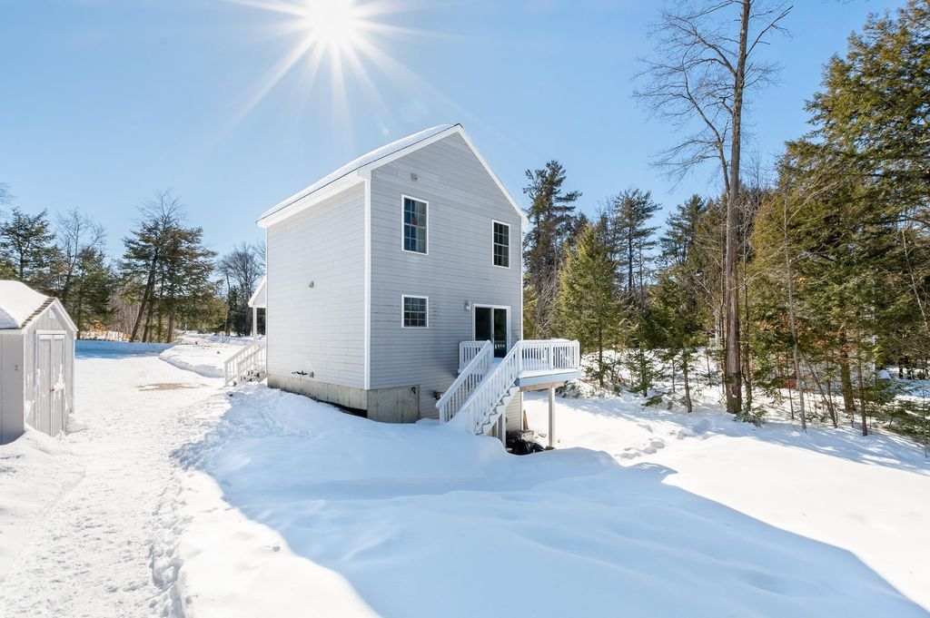 Photo of 58 Winwood Drive, Barnstead, NH 03225 (MLS # 5078027)