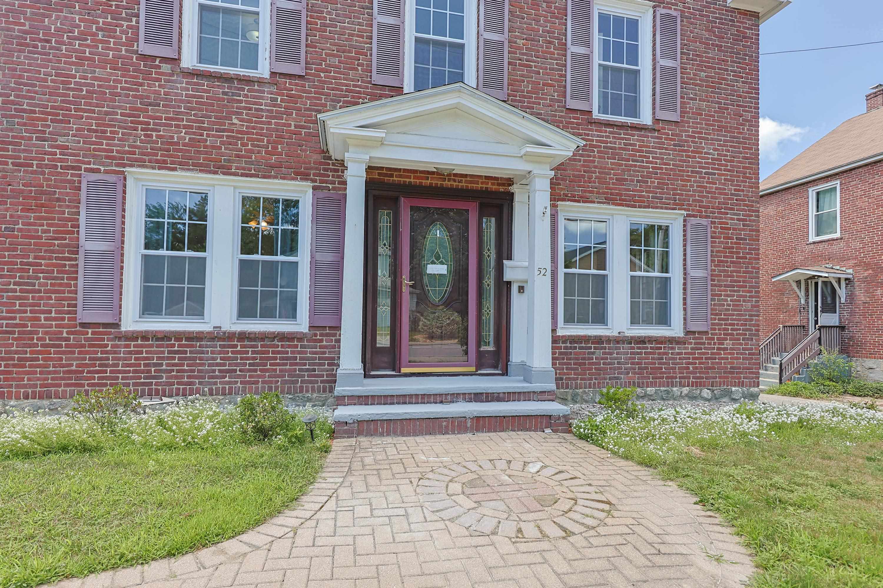 52 Mammoth Road