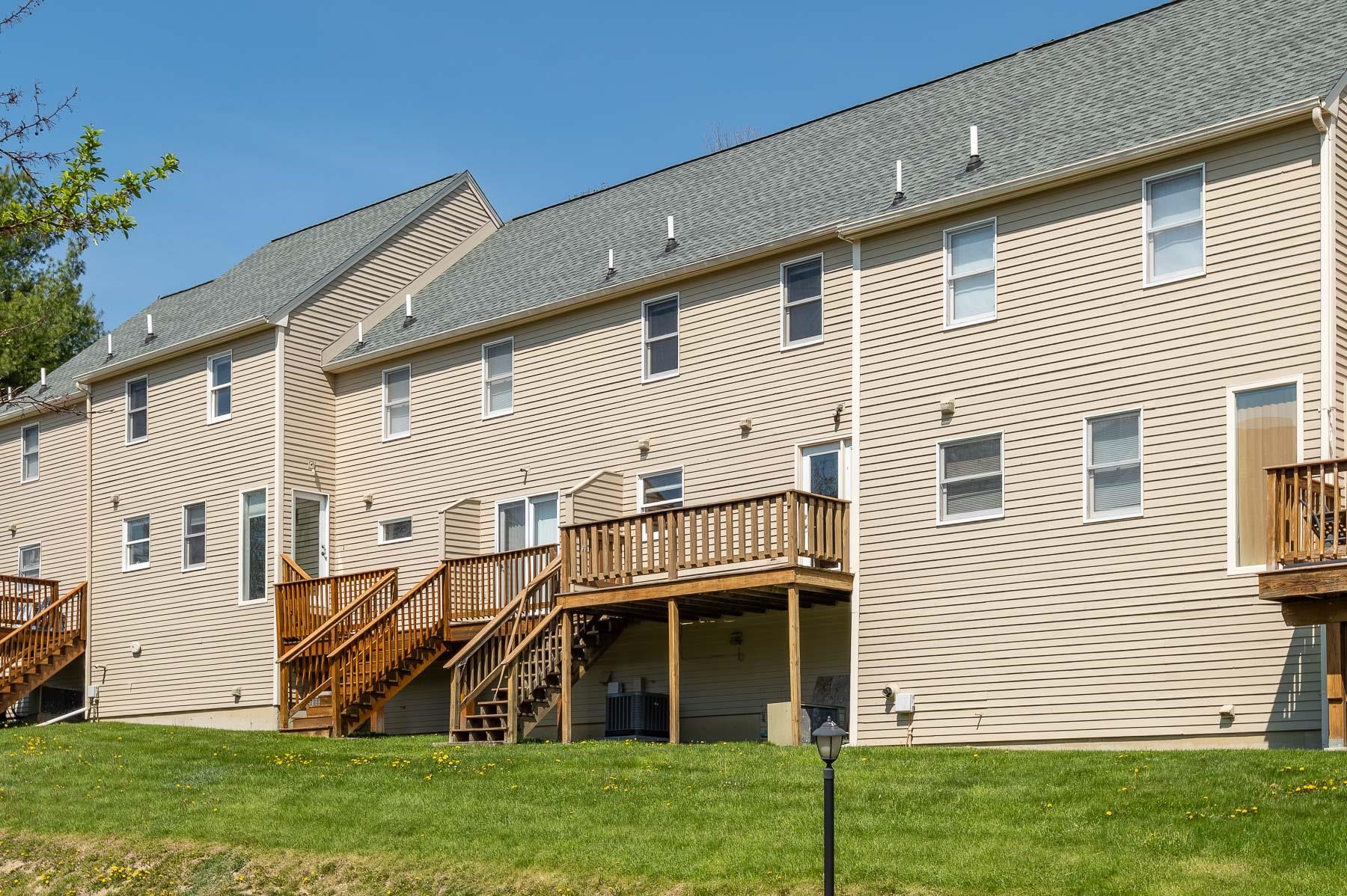 4 Fords Landing Drive 4