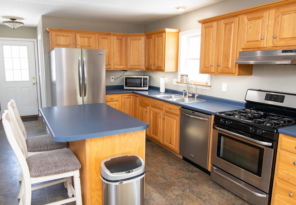 Photo of 34 Scribner Road, Raymond, NH 03077 (MLS # 5079001)