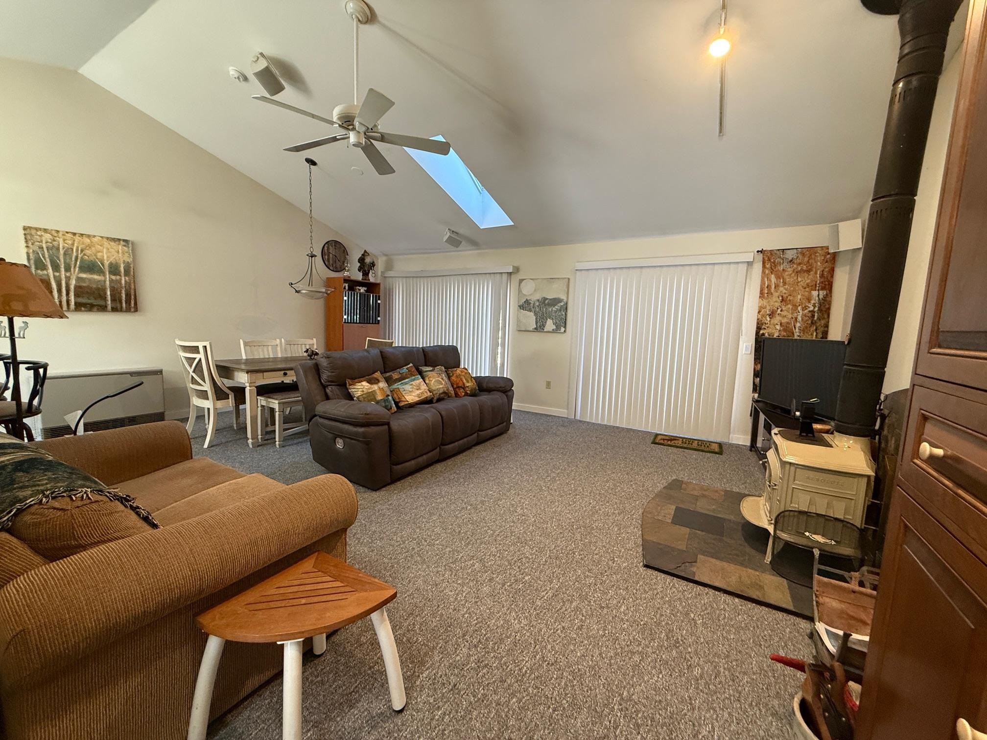 1 Woodland Pines Road 1