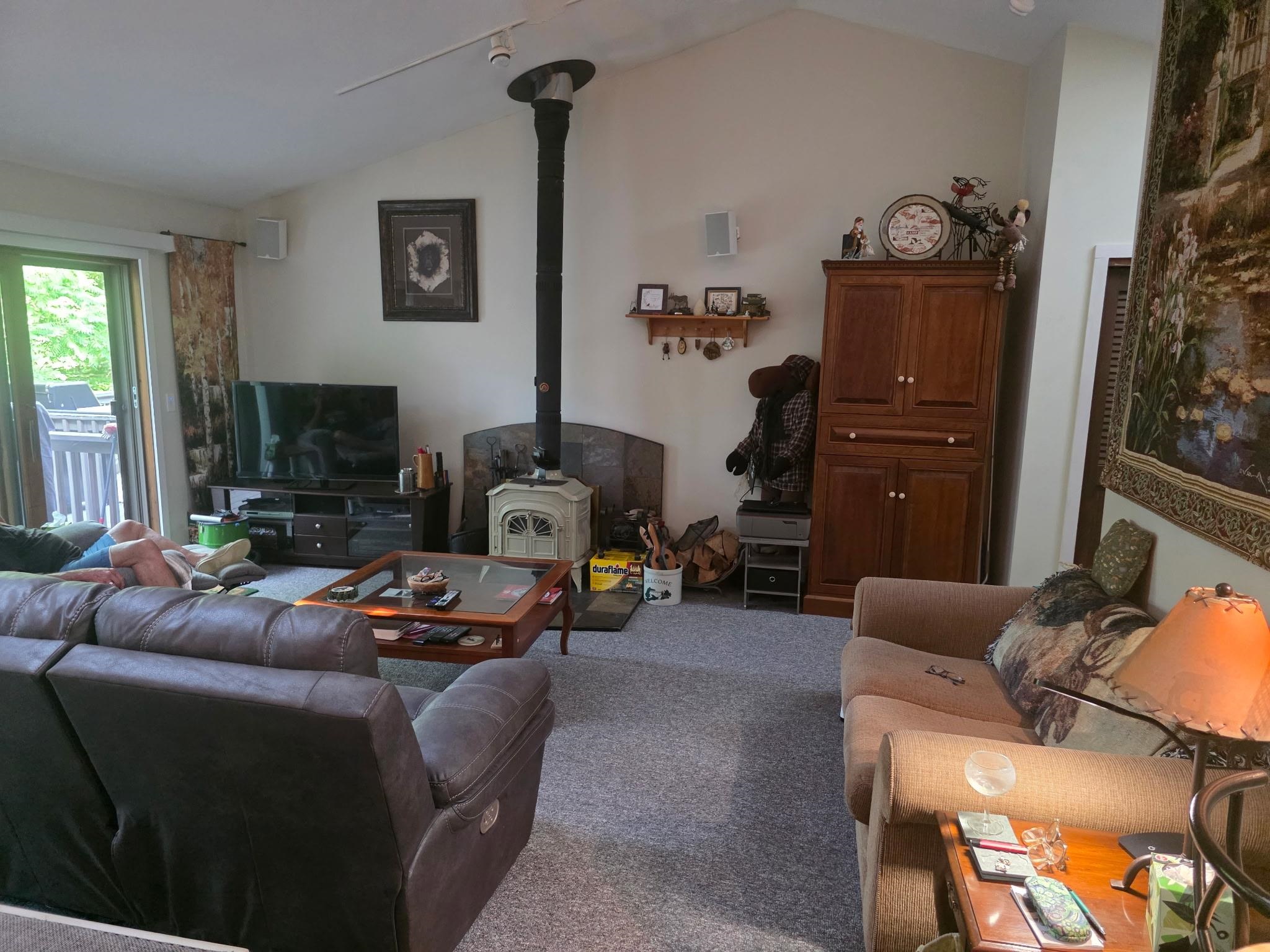 1 Woodland Pines Road 1