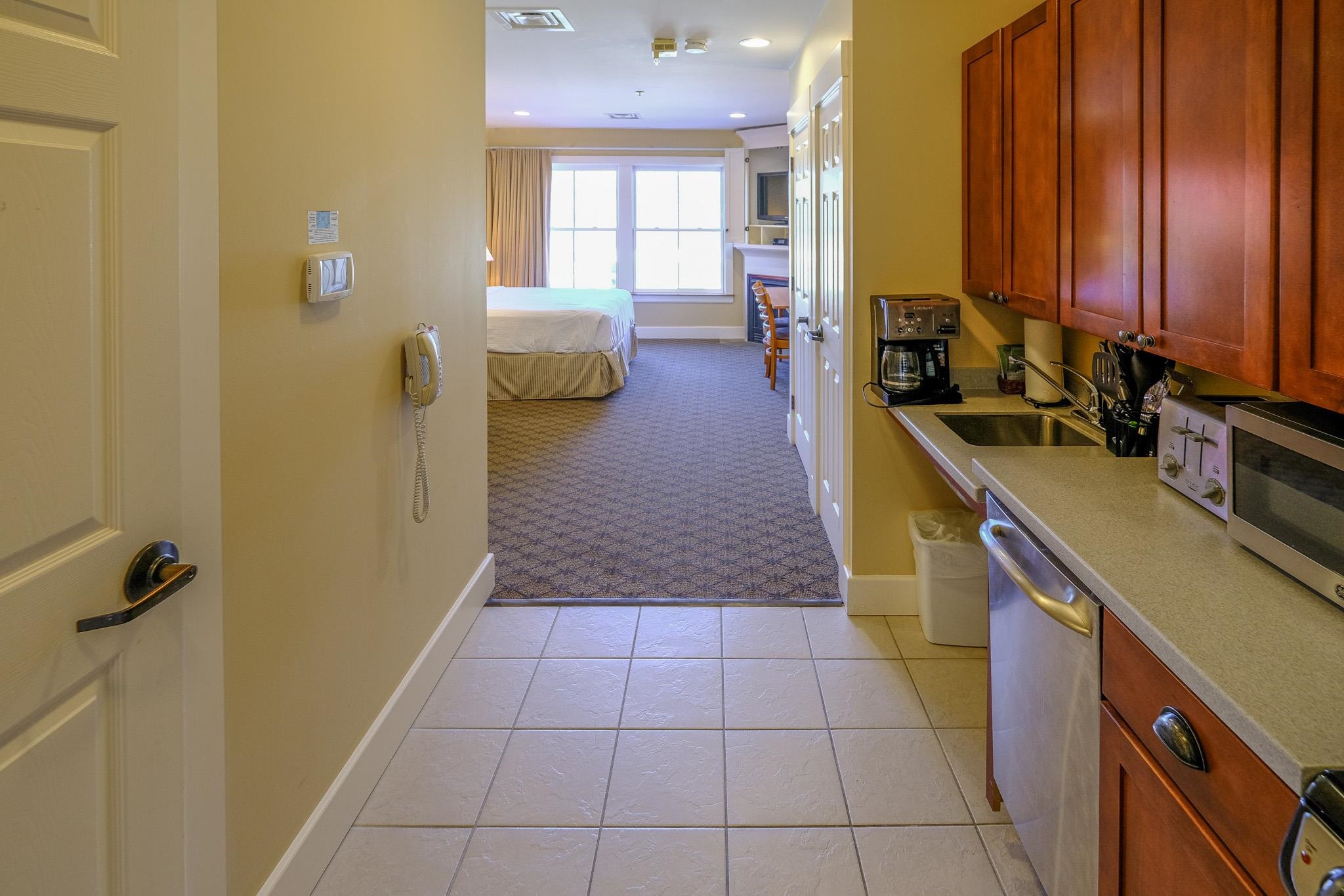 240 QIV Jackson Gore Inn 240 QIV