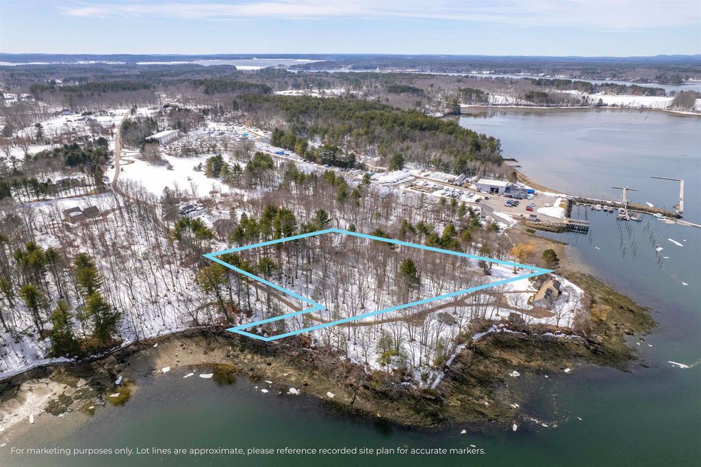 Photo of 65 Beane Lane, Newington, NH 03801 (MLS # 5079223)