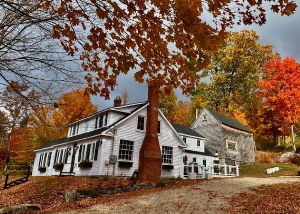 Photo of 116 Middleton Road, Wolfeboro, NH 03894 (MLS # 5034913)