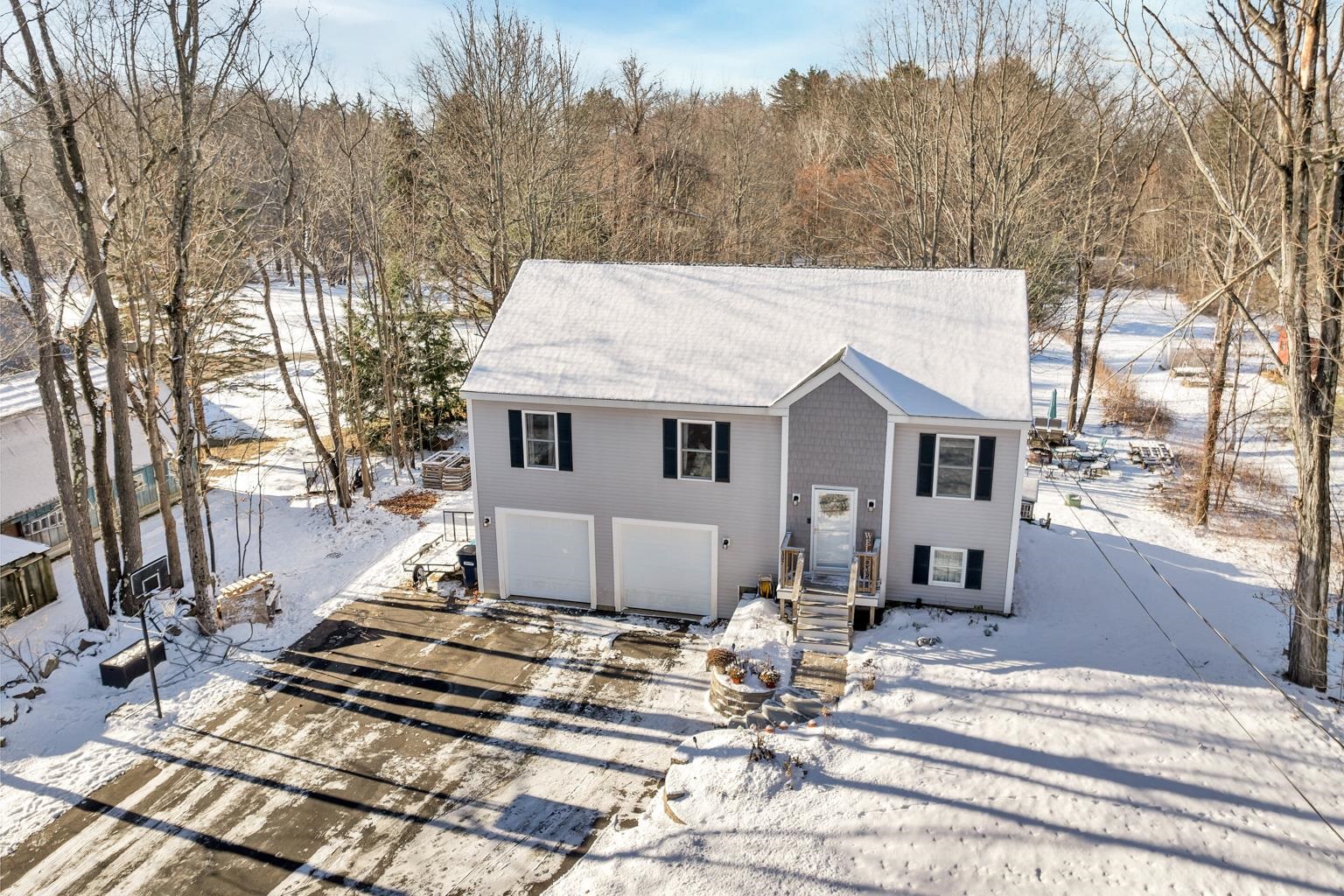 Belmont, New Hampshire 03220, United States, 3 Bedrooms Bedrooms, ,2 BathroomsBathrooms,Residential,Pending,24058