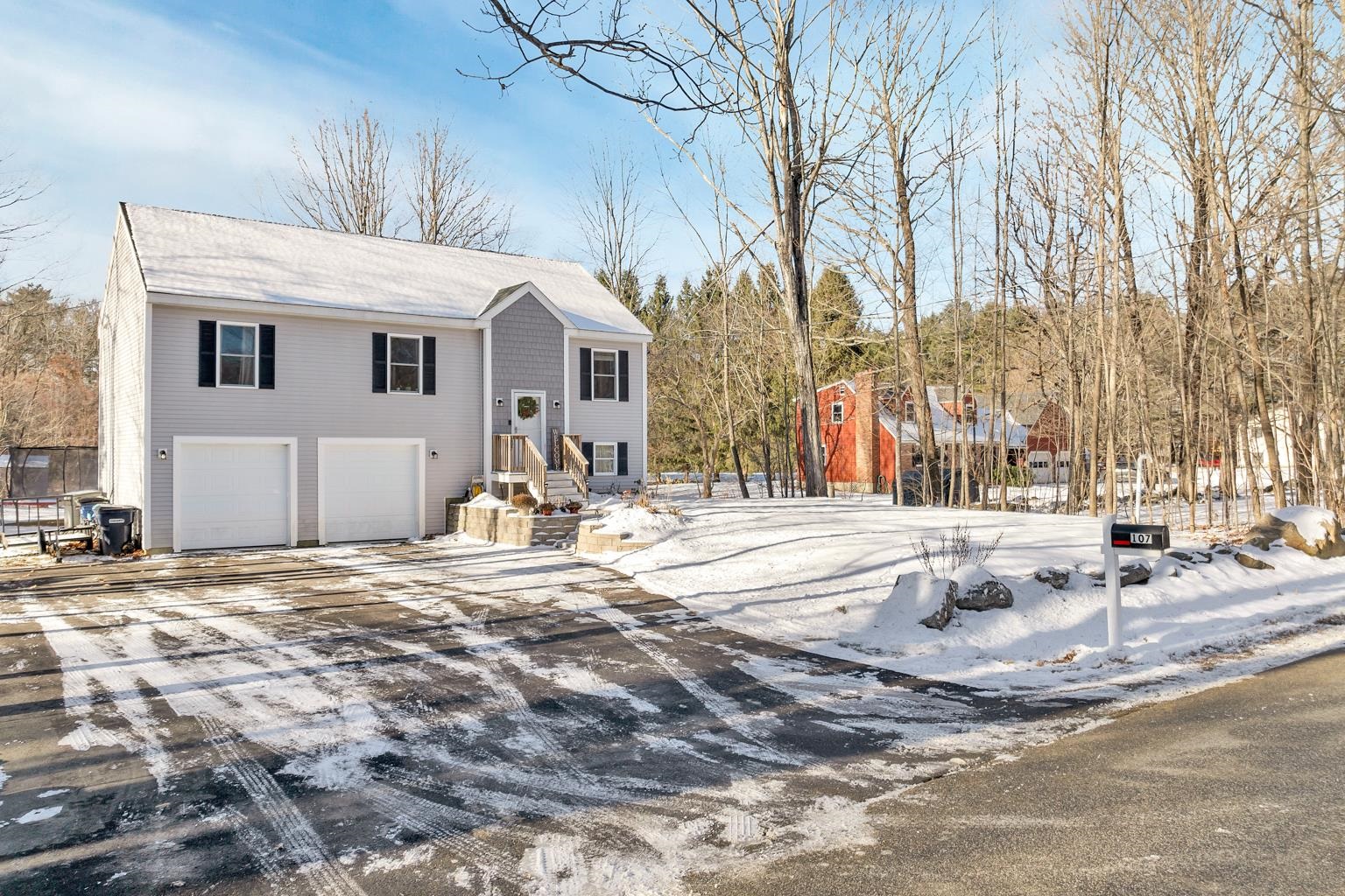 Belmont, New Hampshire 03220, United States, 3 Bedrooms Bedrooms, ,2 BathroomsBathrooms,Residential,Pending,24058