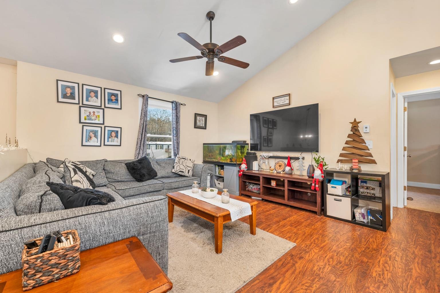 Belmont, New Hampshire 03220, United States, 3 Bedrooms Bedrooms, ,2 BathroomsBathrooms,Residential,Pending,24058