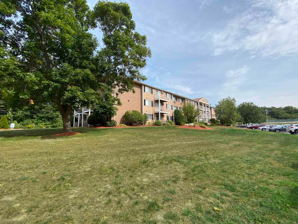 Photo of 383 Huse Road #36, Manchester, NH 03103 (MLS # 5073093)