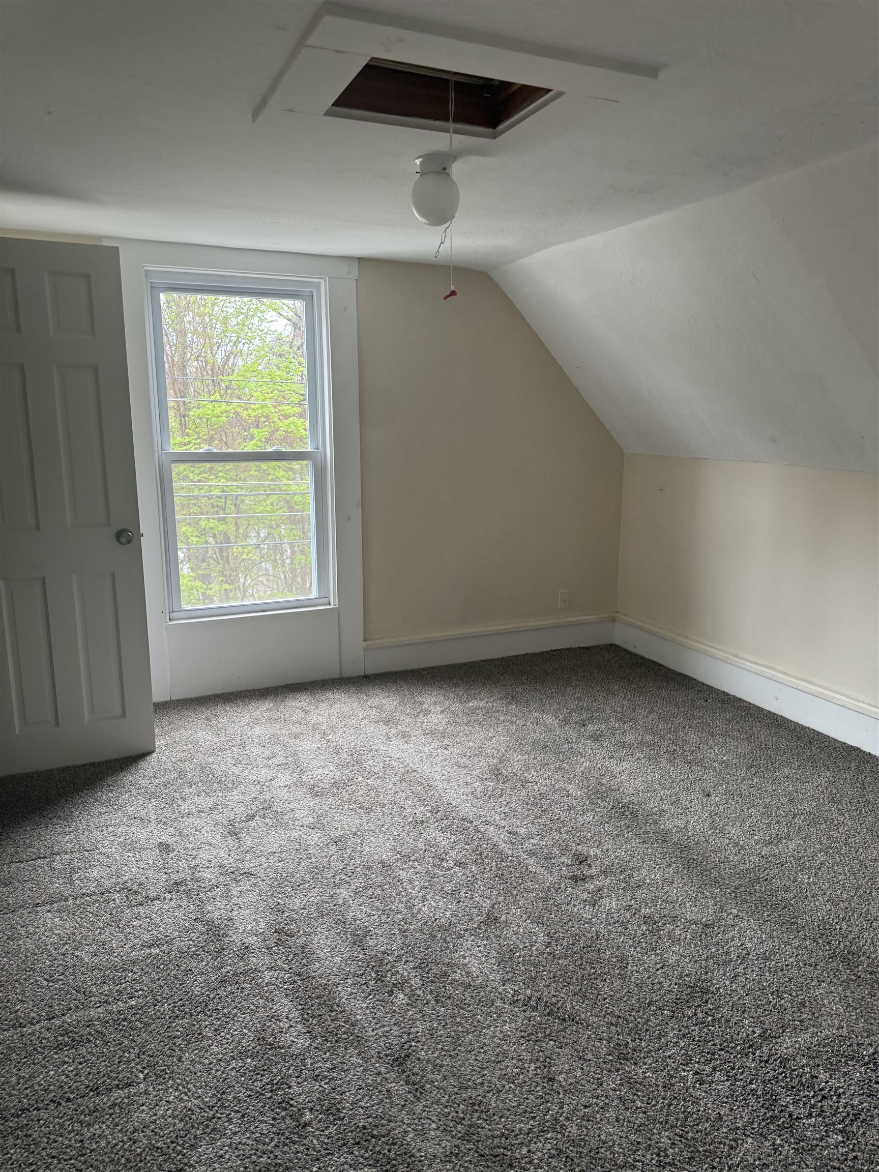 156 W Bow Street 2