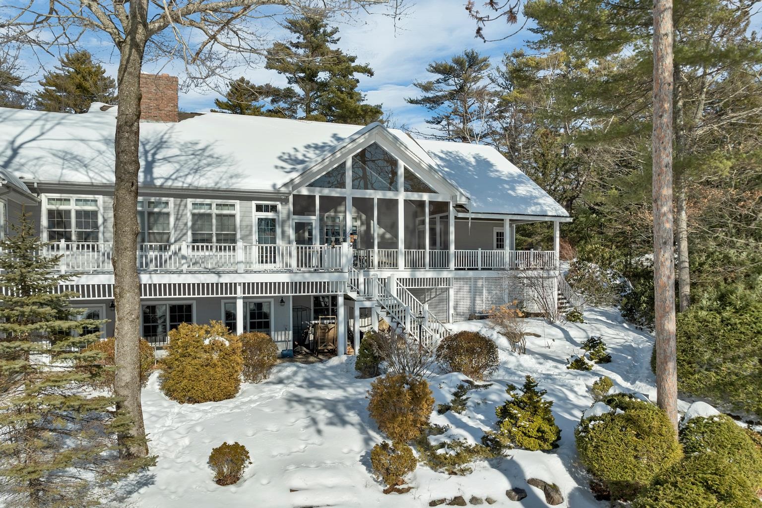 6 Governor Wentworth Highway