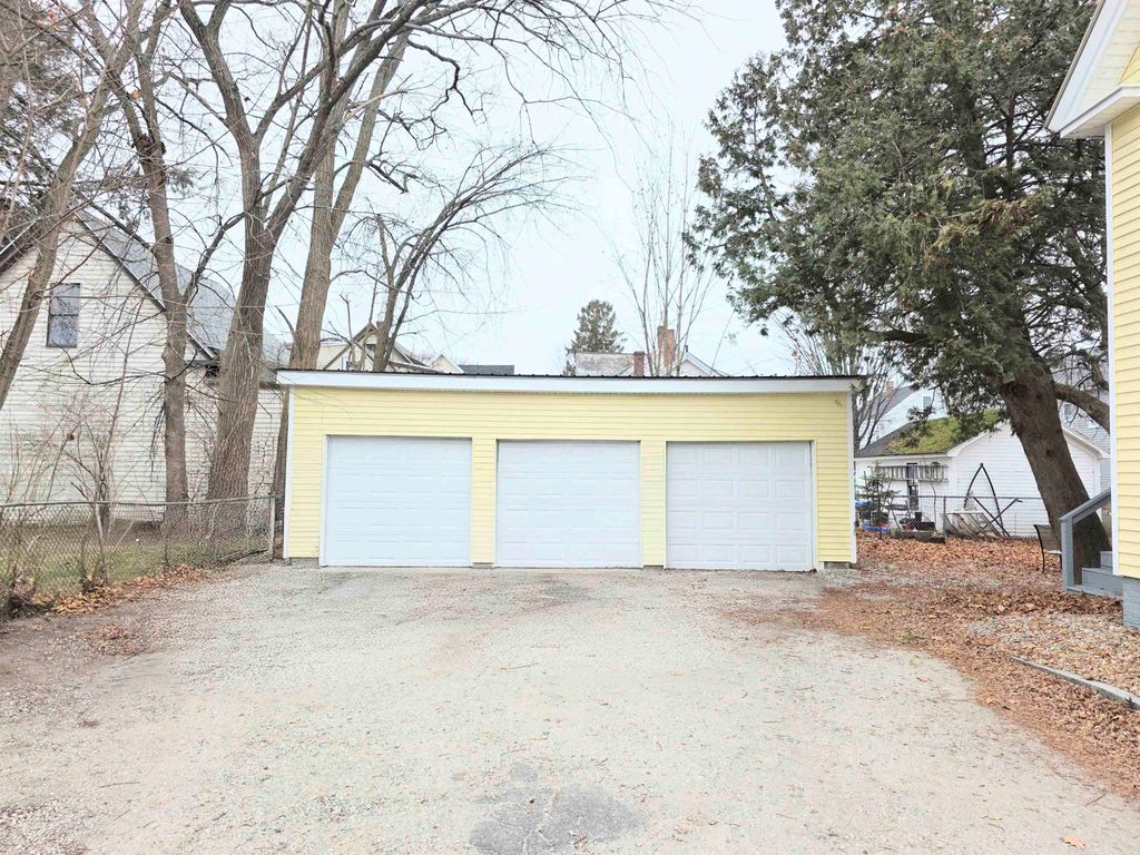 Photo of 37 Thorndike Street, Concord, NH 03301 (MLS # 5070861)