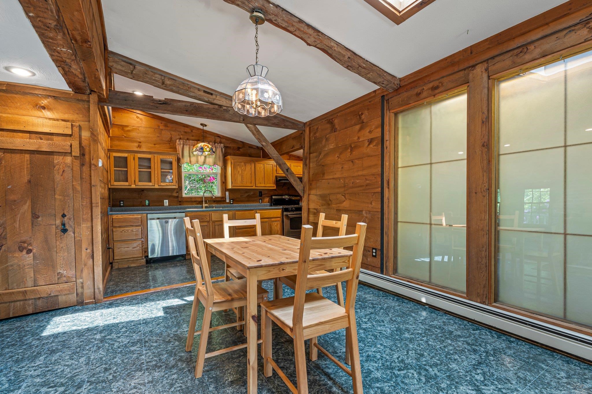 429 Critchett Road