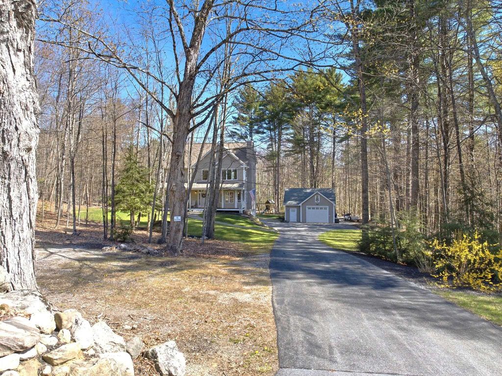 Photo of 541 Bedford Road, New Boston, NH 03070 (MLS # 5086102)