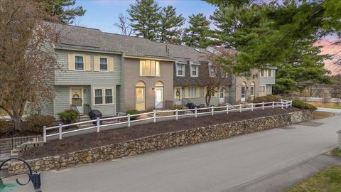 Photo of 86 Sentry Way, Merrimack, NH 03054 (MLS # 5085105)