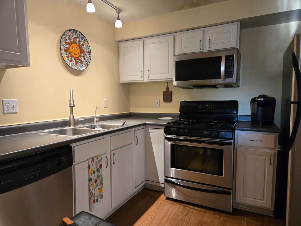 Photo of 35 Collins Landing Road #32, Weare, NH 03281 (MLS # 5078136)