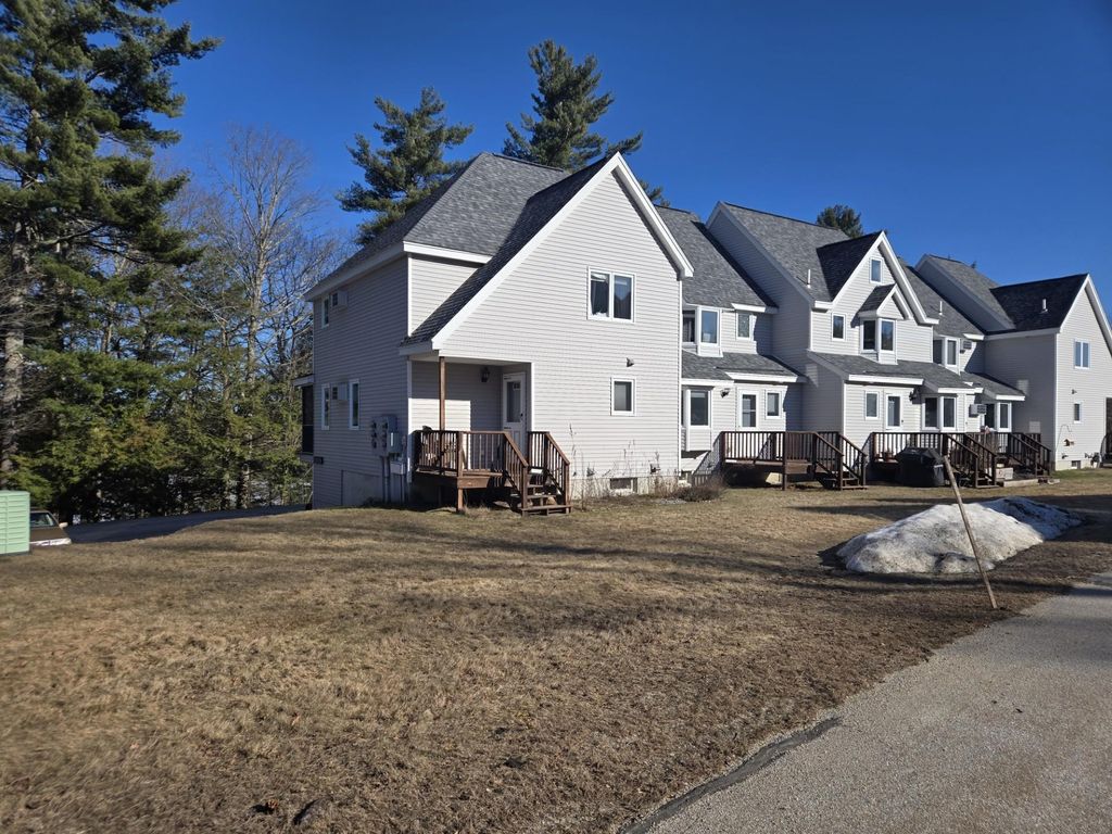 Photo of 35 Collins Landing Road #32, Weare, NH 03281 (MLS # 5078136)