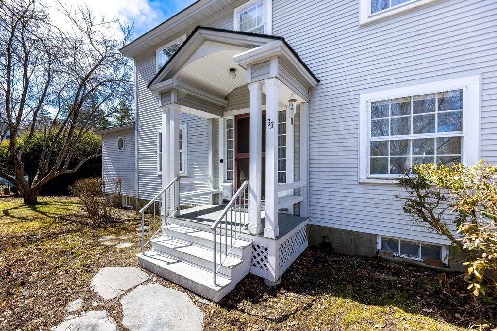 Photo of 33 School Street, Hanover, NH 03755 (MLS # 5089991)
