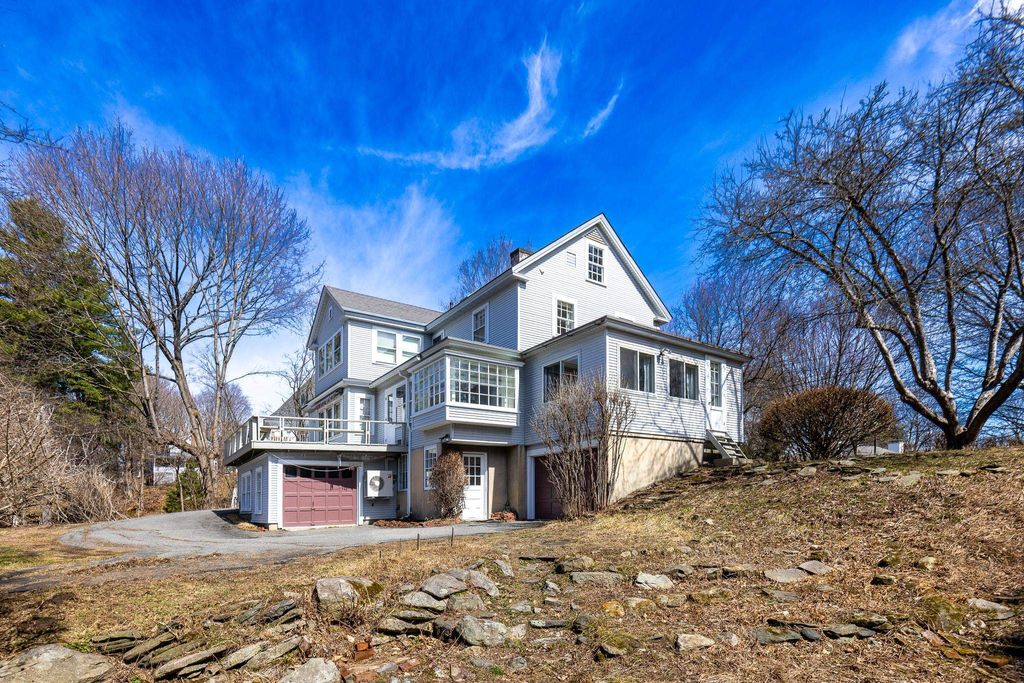 Photo of 33 School Street, Hanover, NH 03755 (MLS # 5089991)