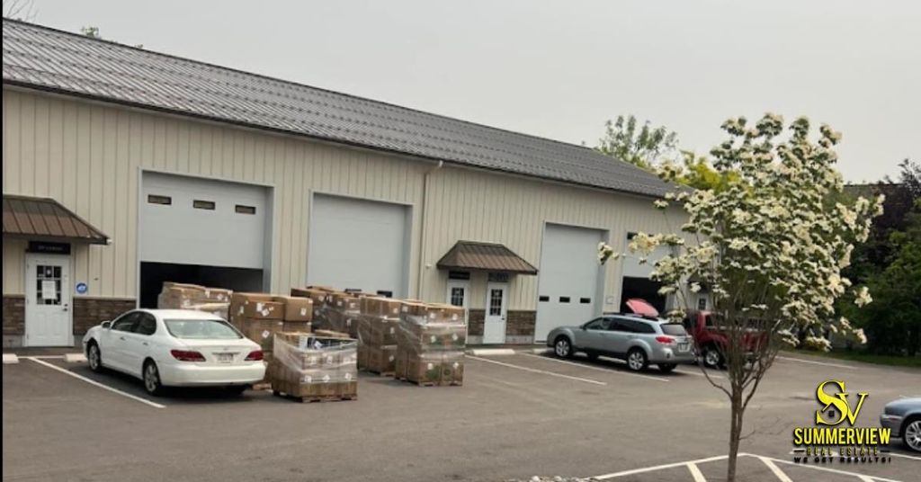 Photo of 4 Peabody Road Annex #11, Derry, NH 03038 (MLS # 5085397)