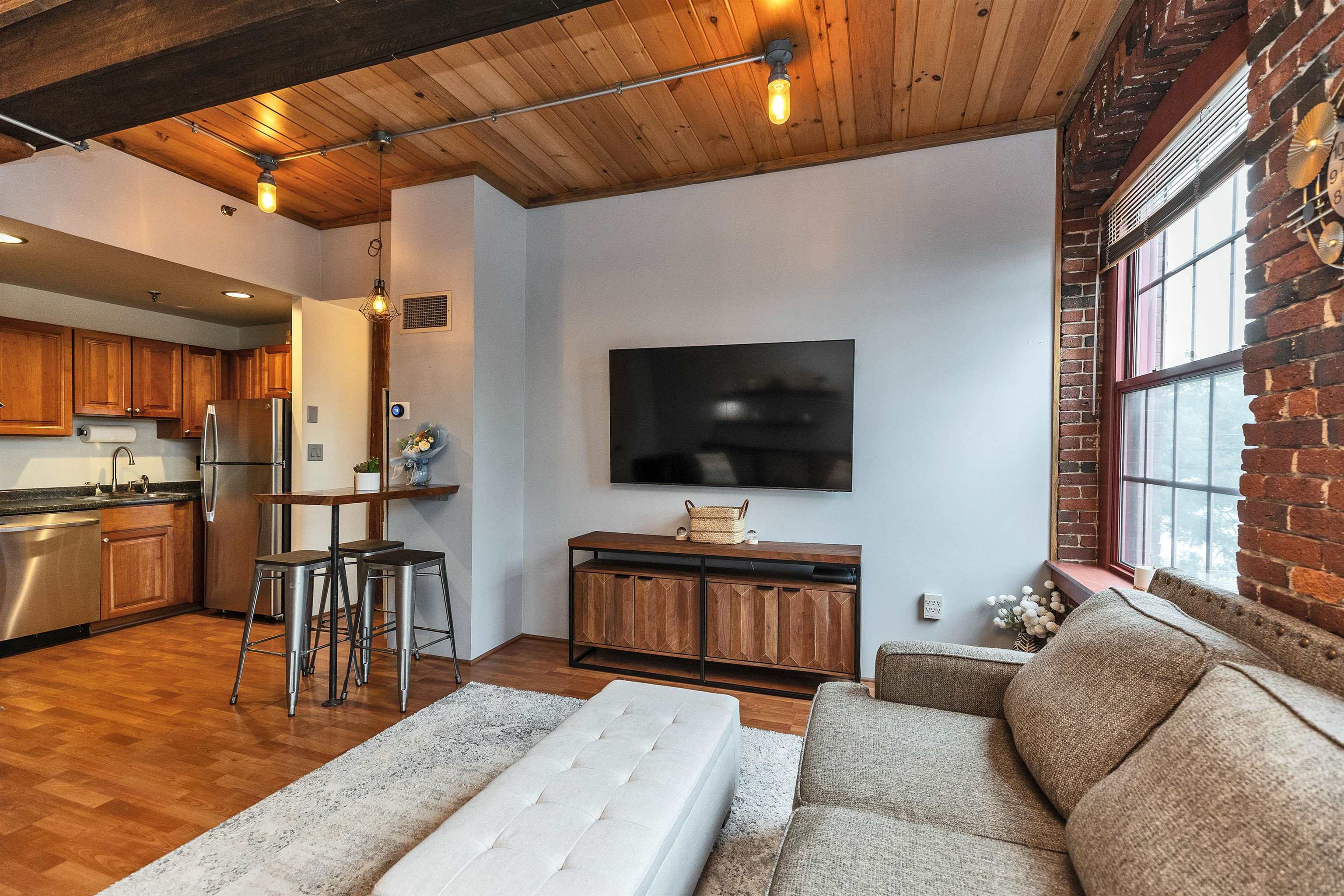 335 Cypress Court 3C
